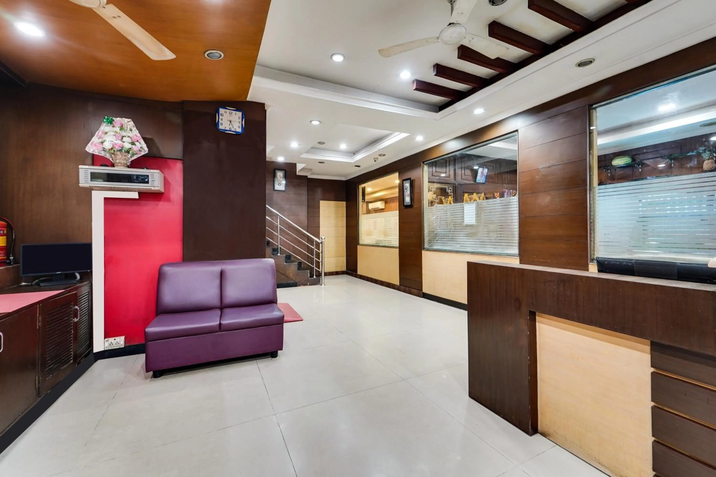 Lobby or reception in Townhouse Garden City Chennai