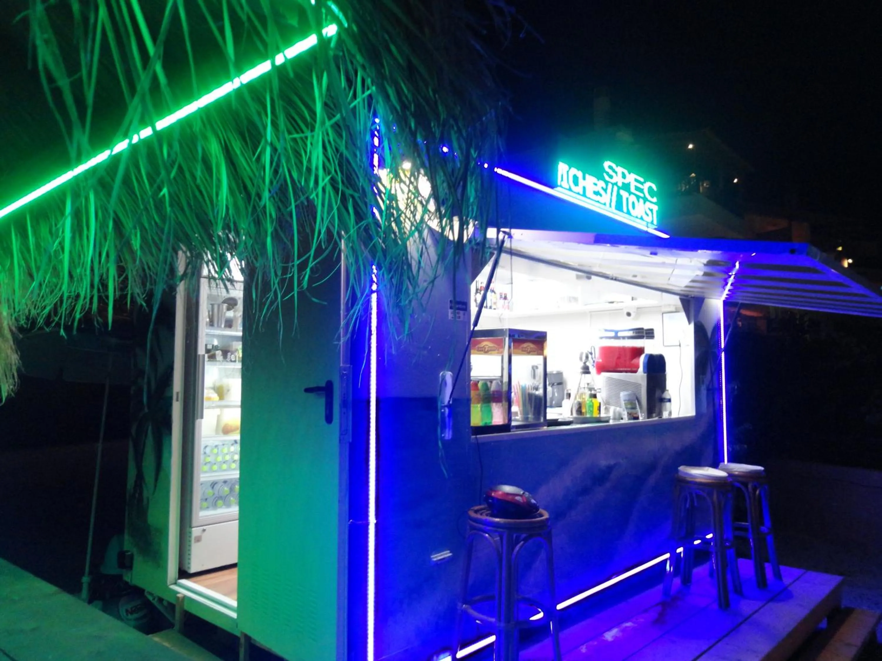 Lounge or bar in New Aegli Resort Hotel