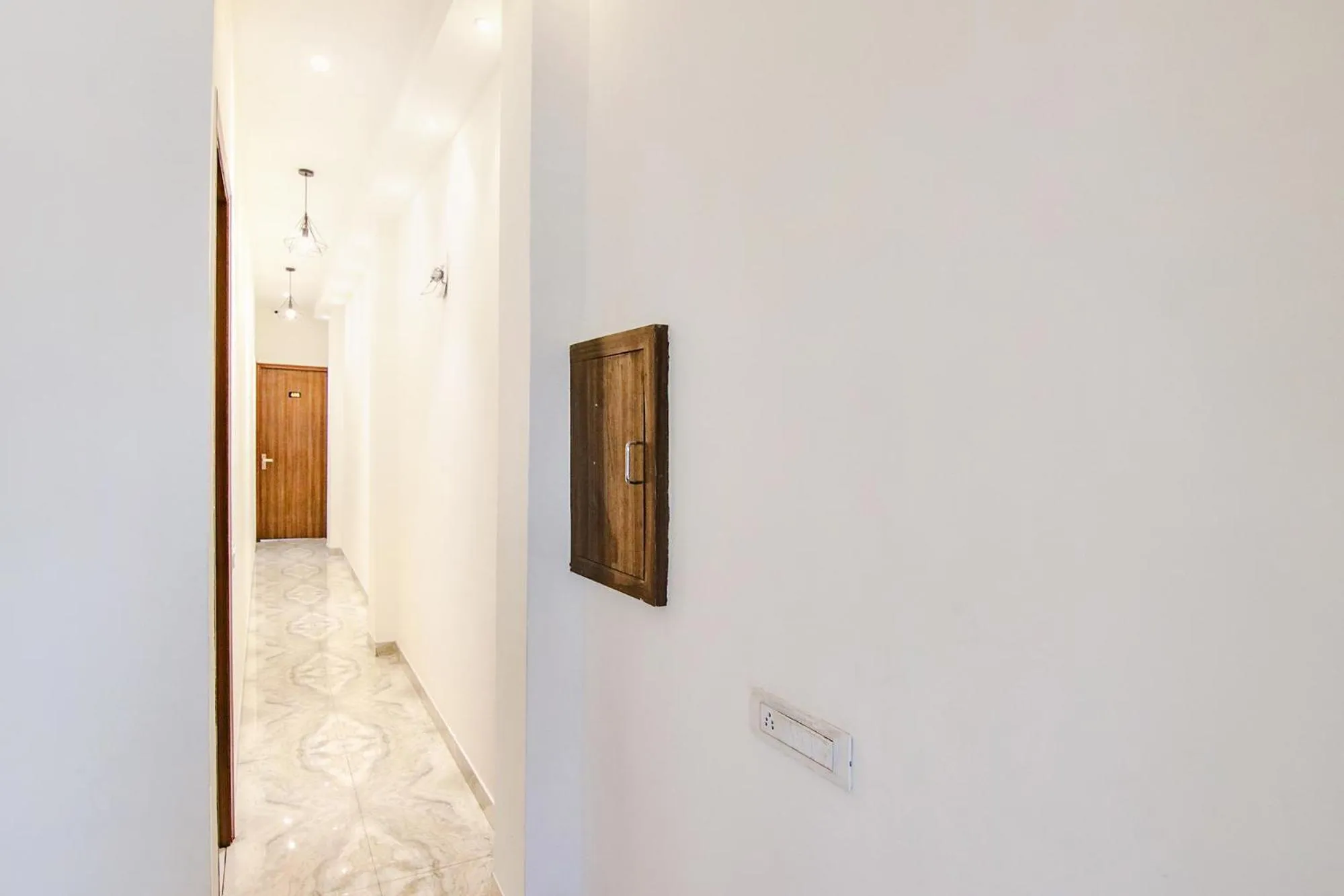 Lobby or reception in FabHotel Yellow Leaf