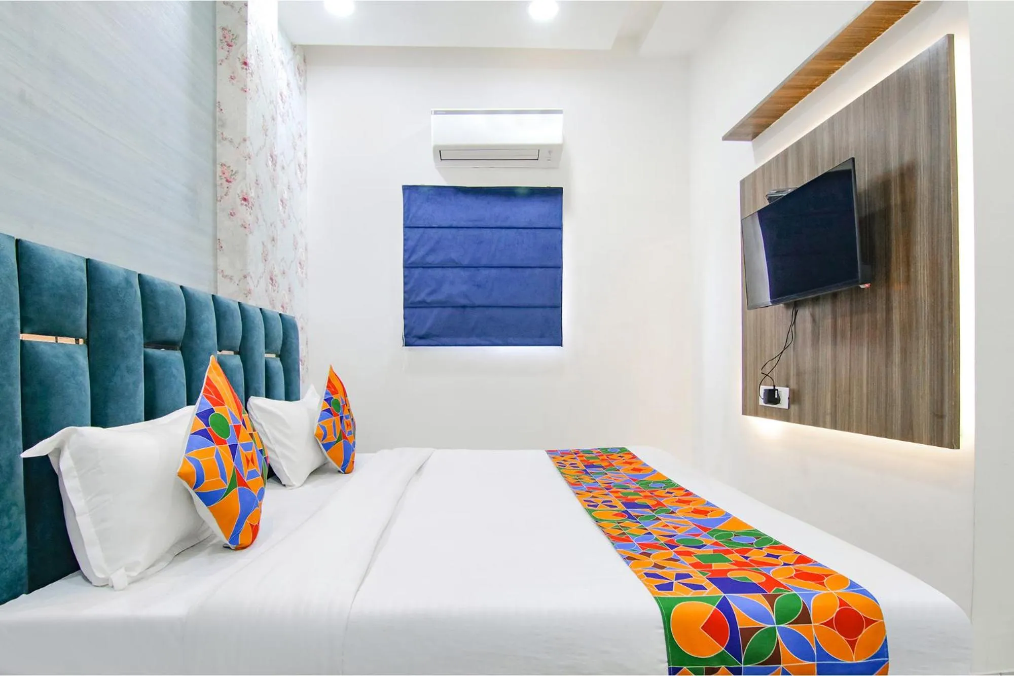 Bed in FabHotel Yellow Leaf