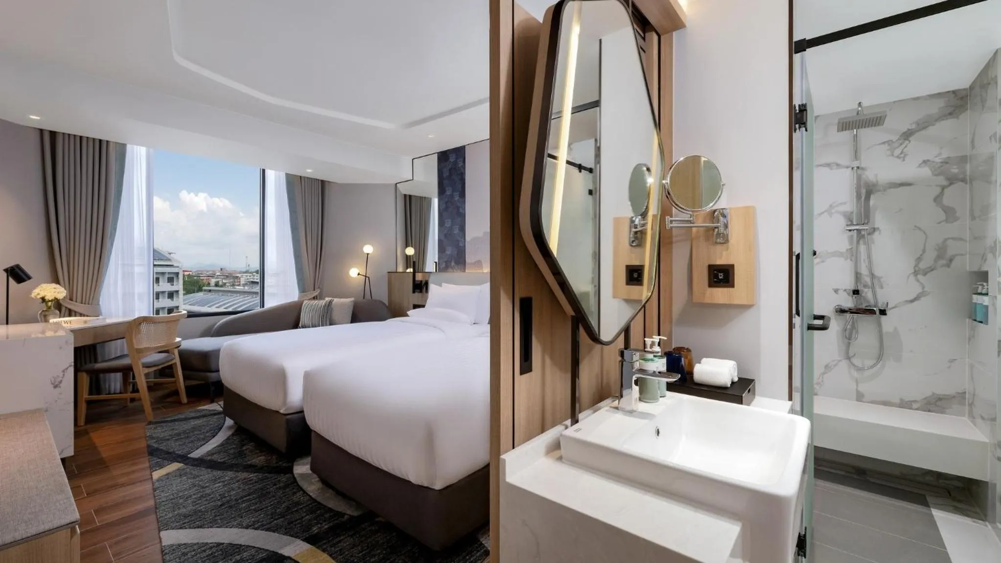 Bedroom, Bed in Novotel Rayong Star Convention Centre