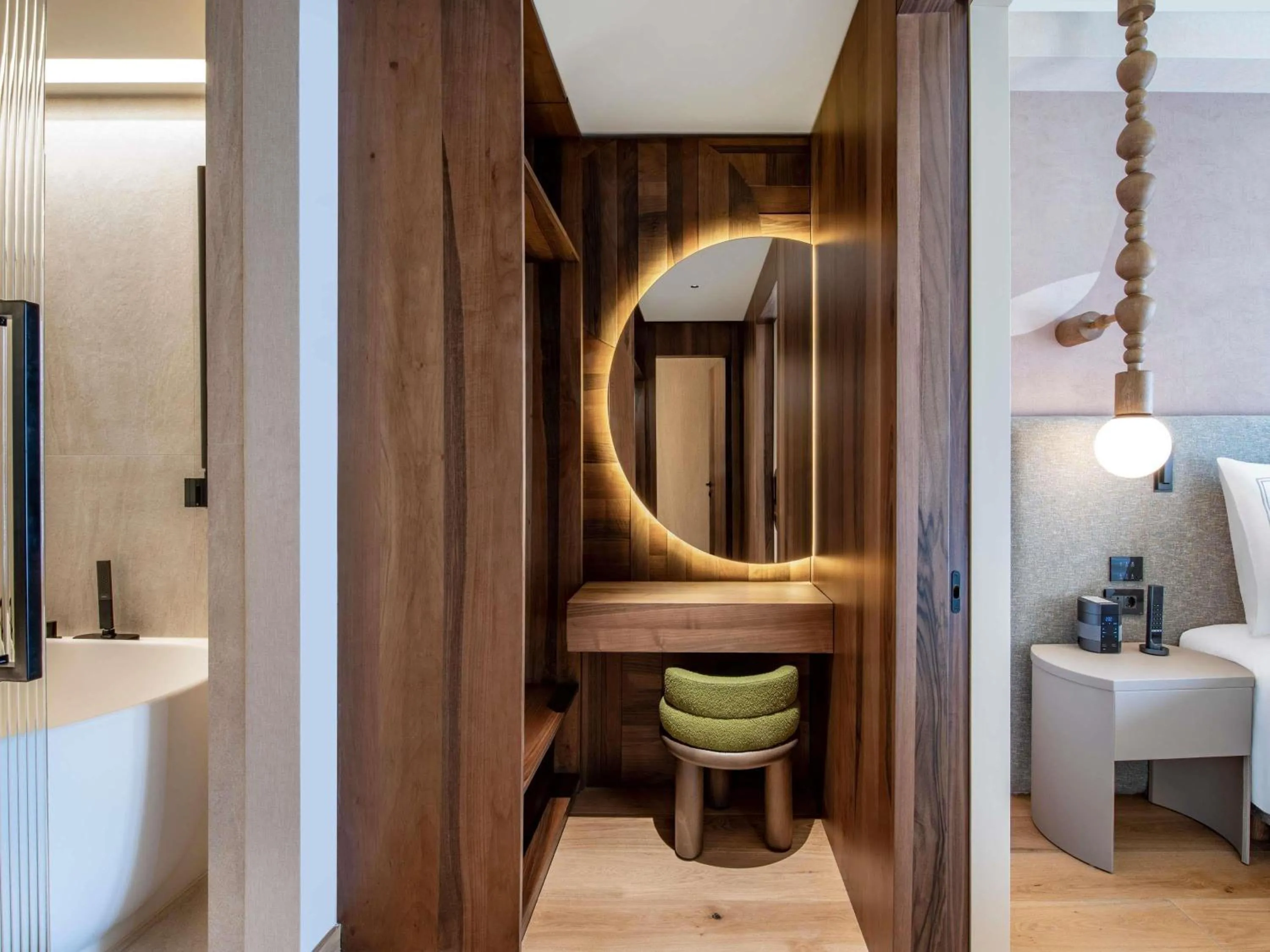 Bedroom in Swissôtel Tbilisi