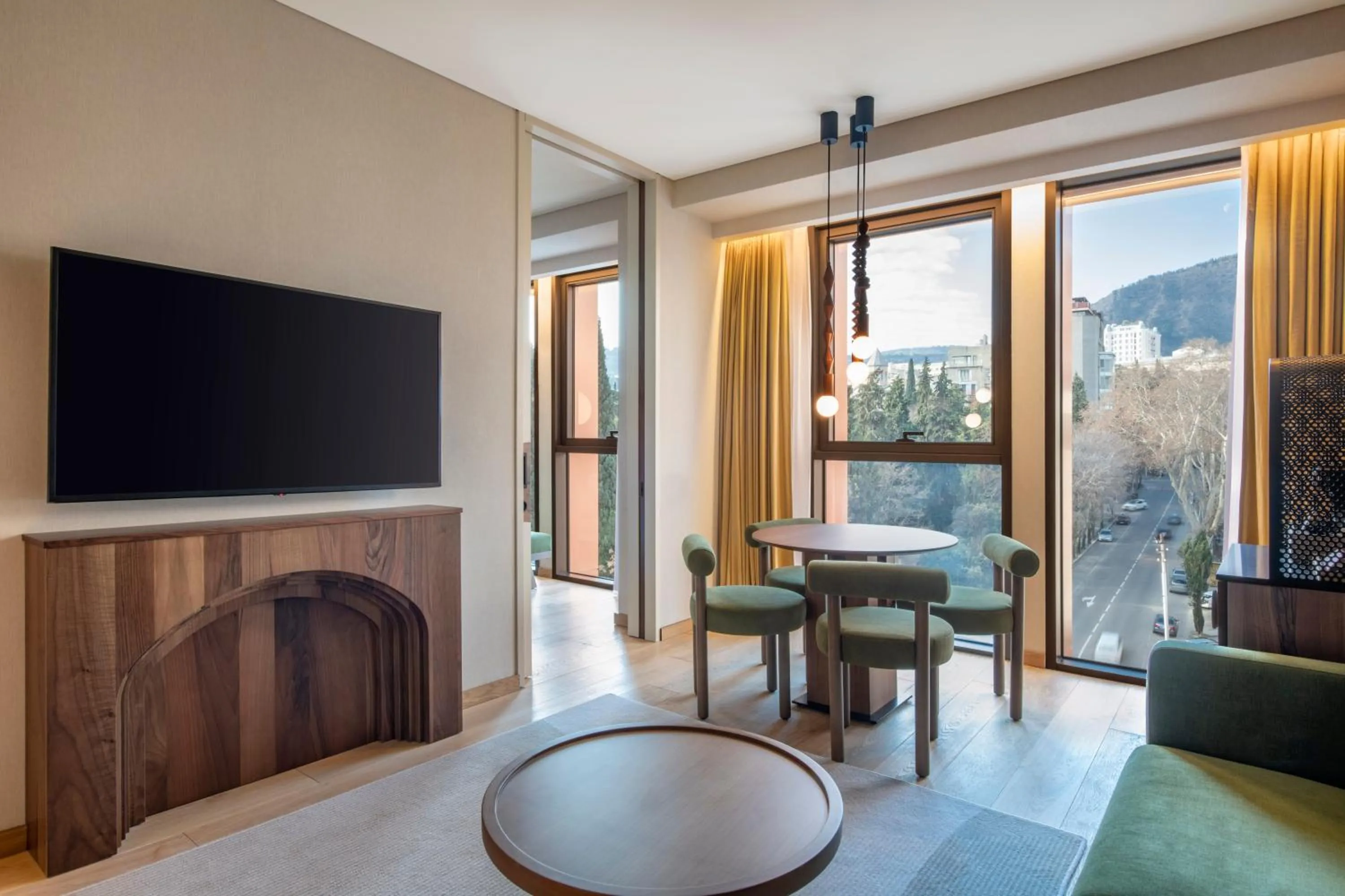 Communal lounge/ TV room in Swissôtel Tbilisi