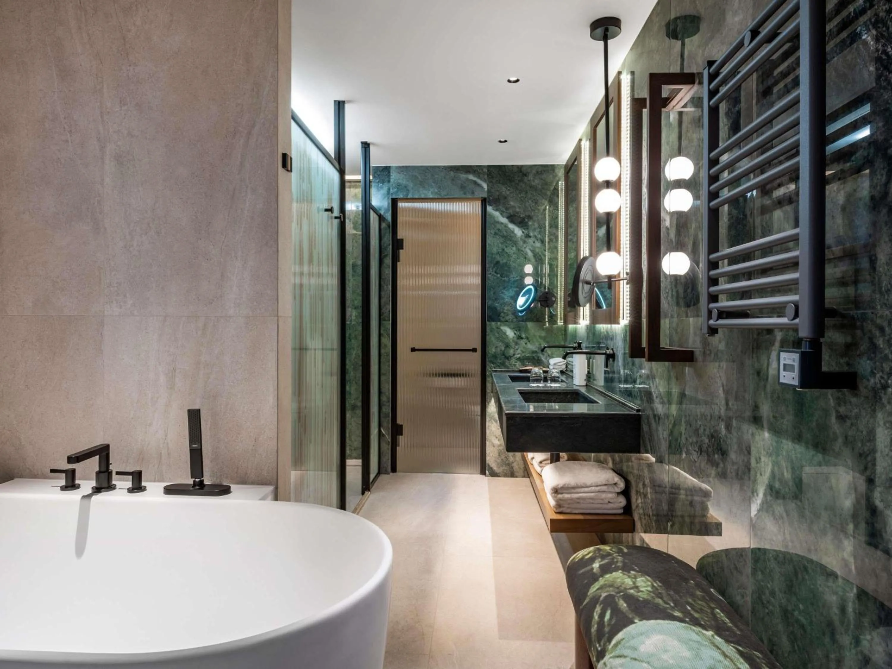 Bedroom in Swissôtel Tbilisi