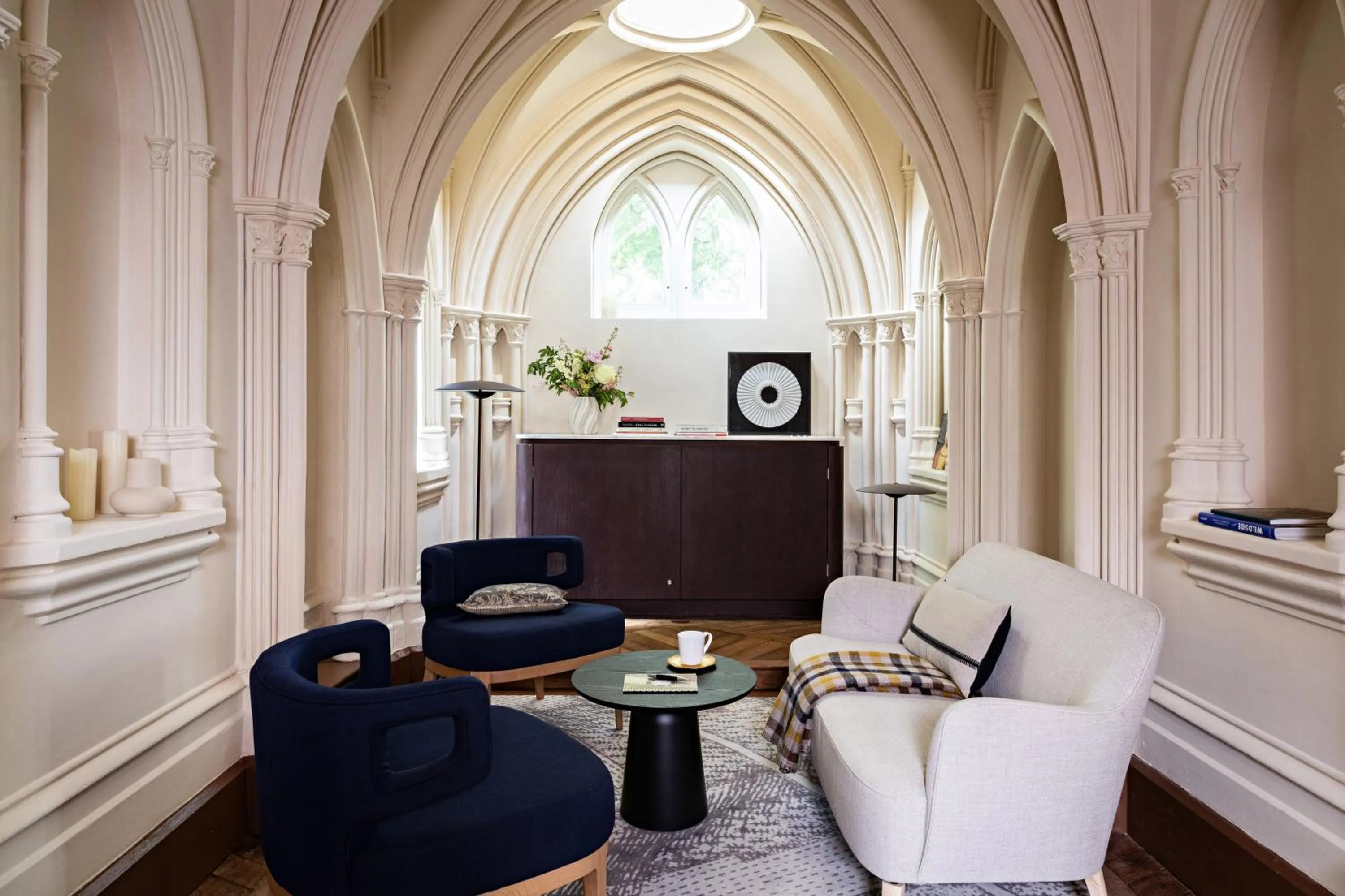 Living room in Domaine de la Reine Margot Paris-Issy - MGallery Collection