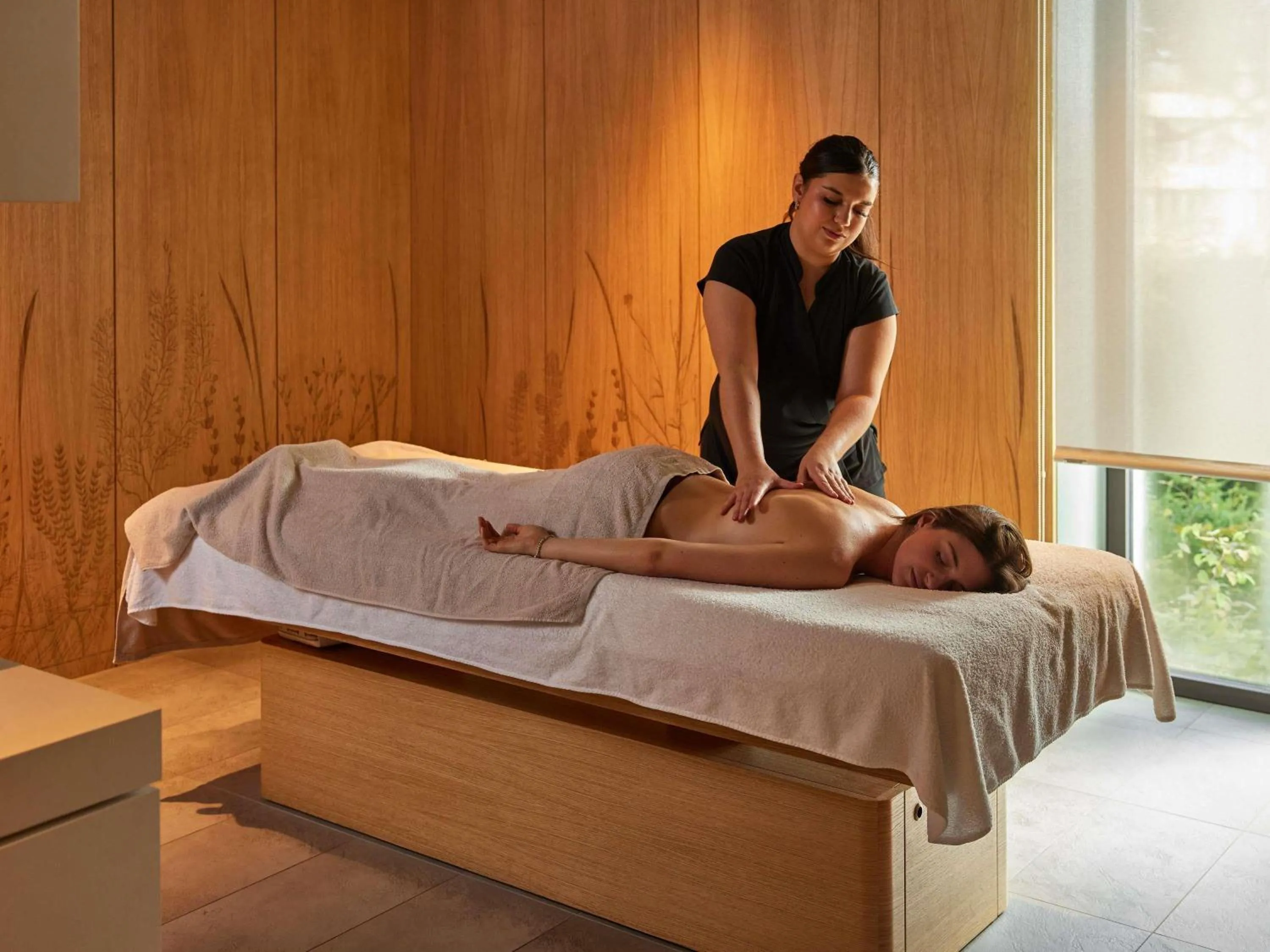 Spa and wellness centre/facilities in Domaine de la Reine Margot Paris-Issy - MGallery Collection