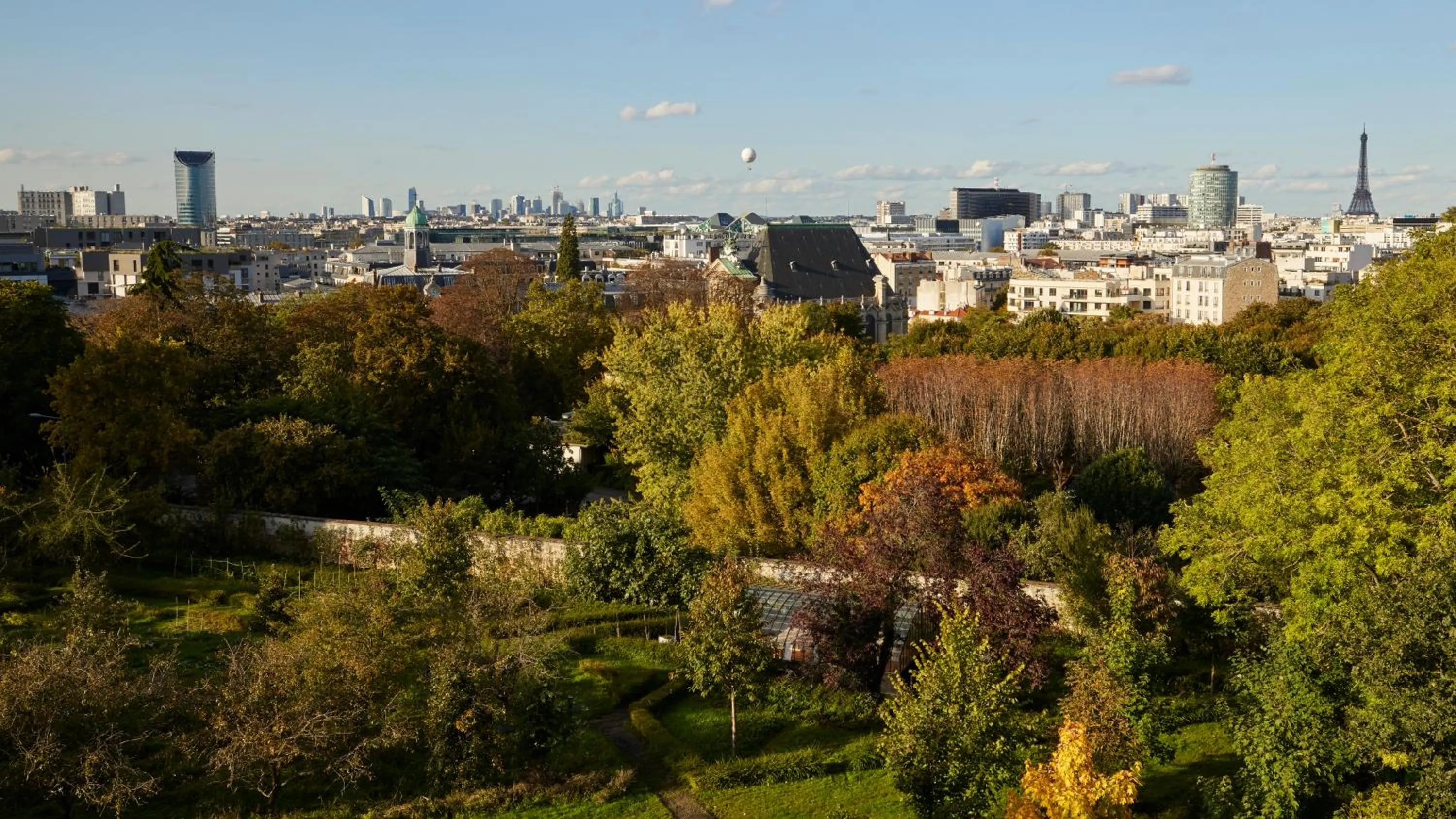 City view in Domaine de la Reine Margot Paris-Issy - MGallery Collection