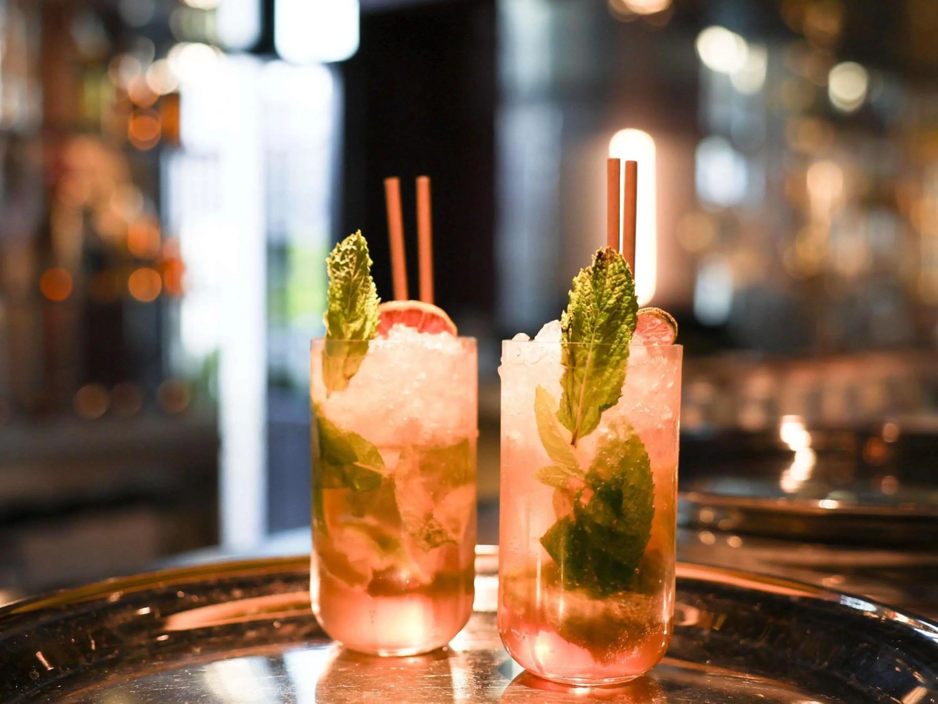 Lounge or bar in Domaine de la Reine Margot Paris-Issy - MGallery Collection