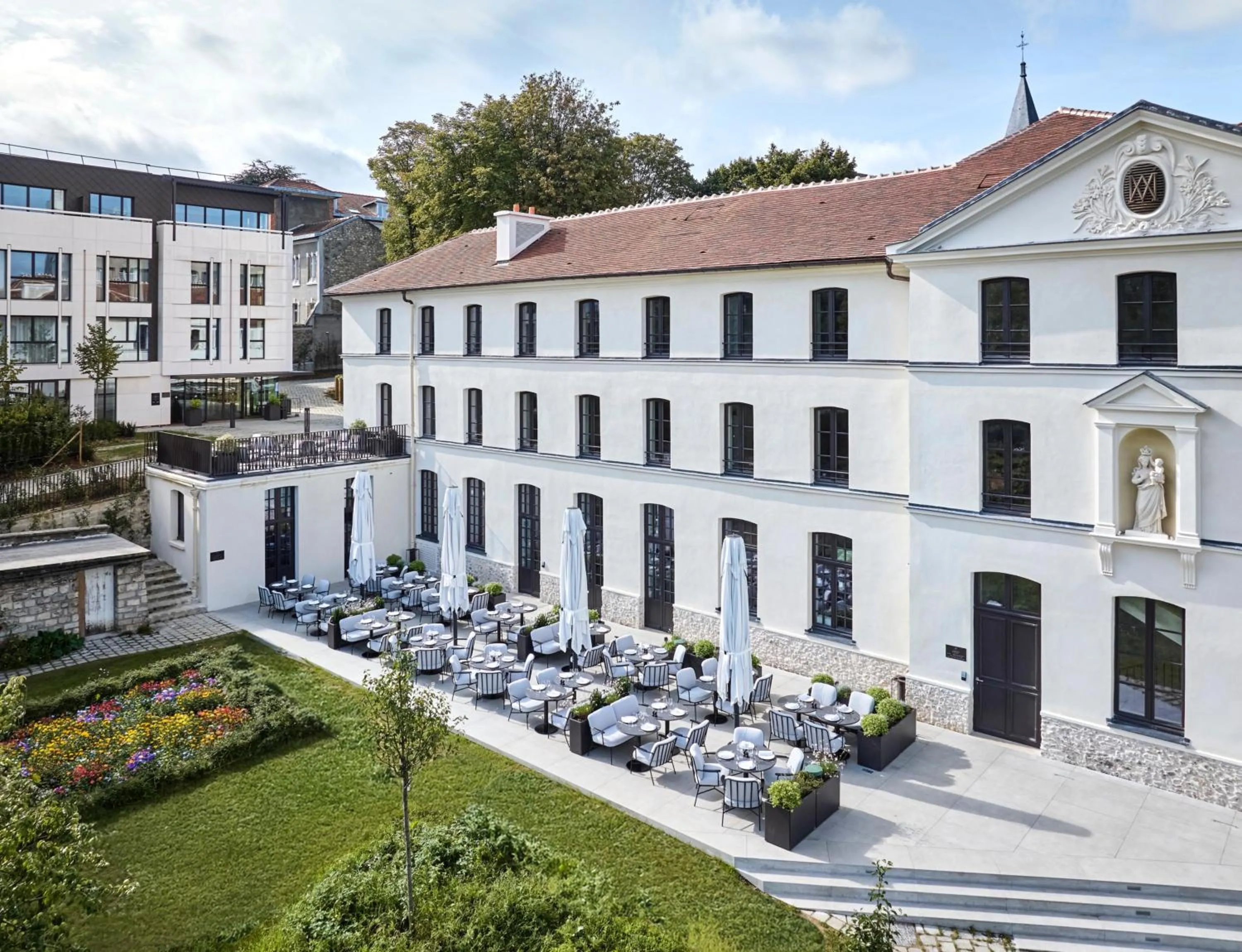 Property building in Domaine de la Reine Margot Paris-Issy - MGallery Collection