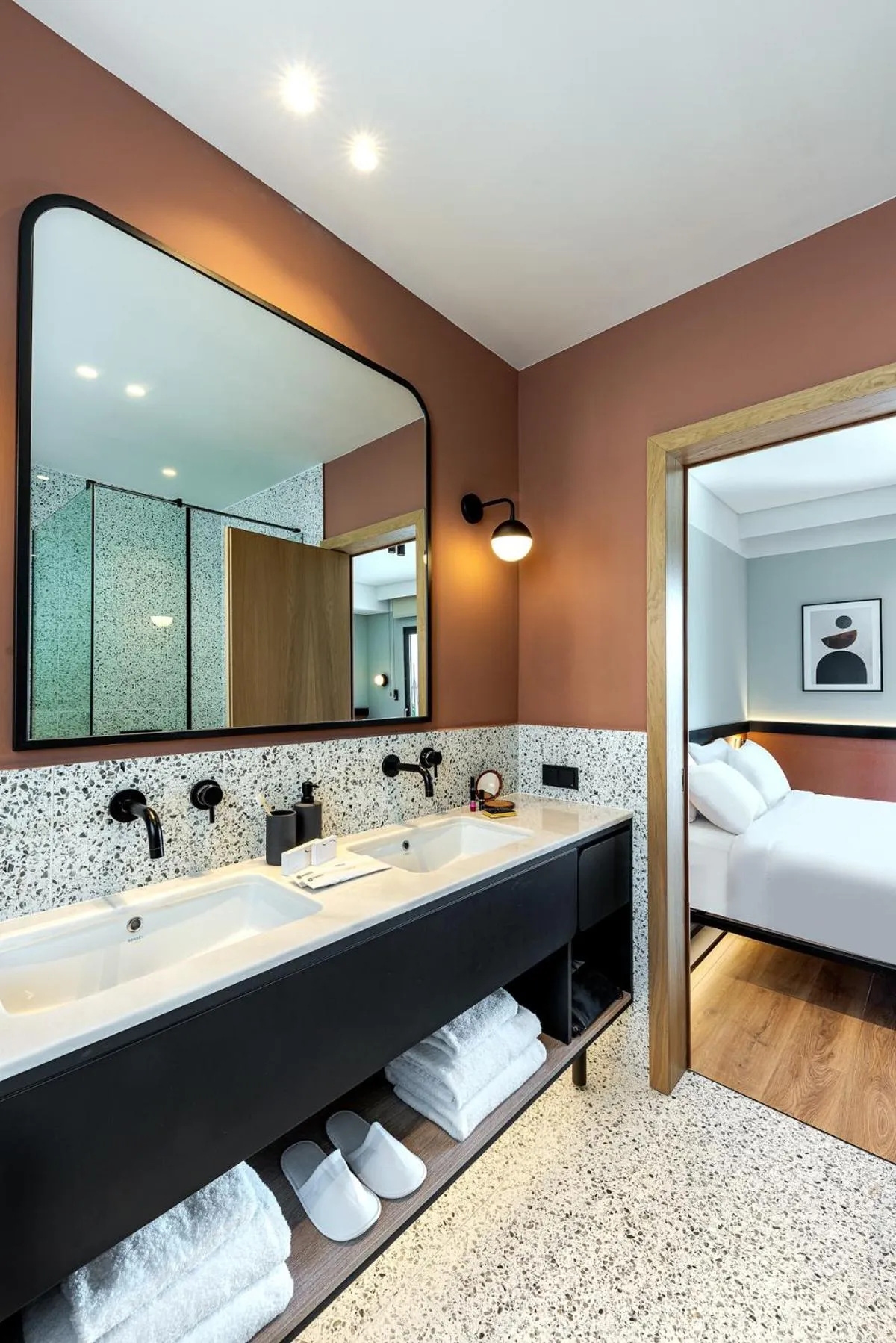 Bathroom, Bed in Thirtynine Urban Stay