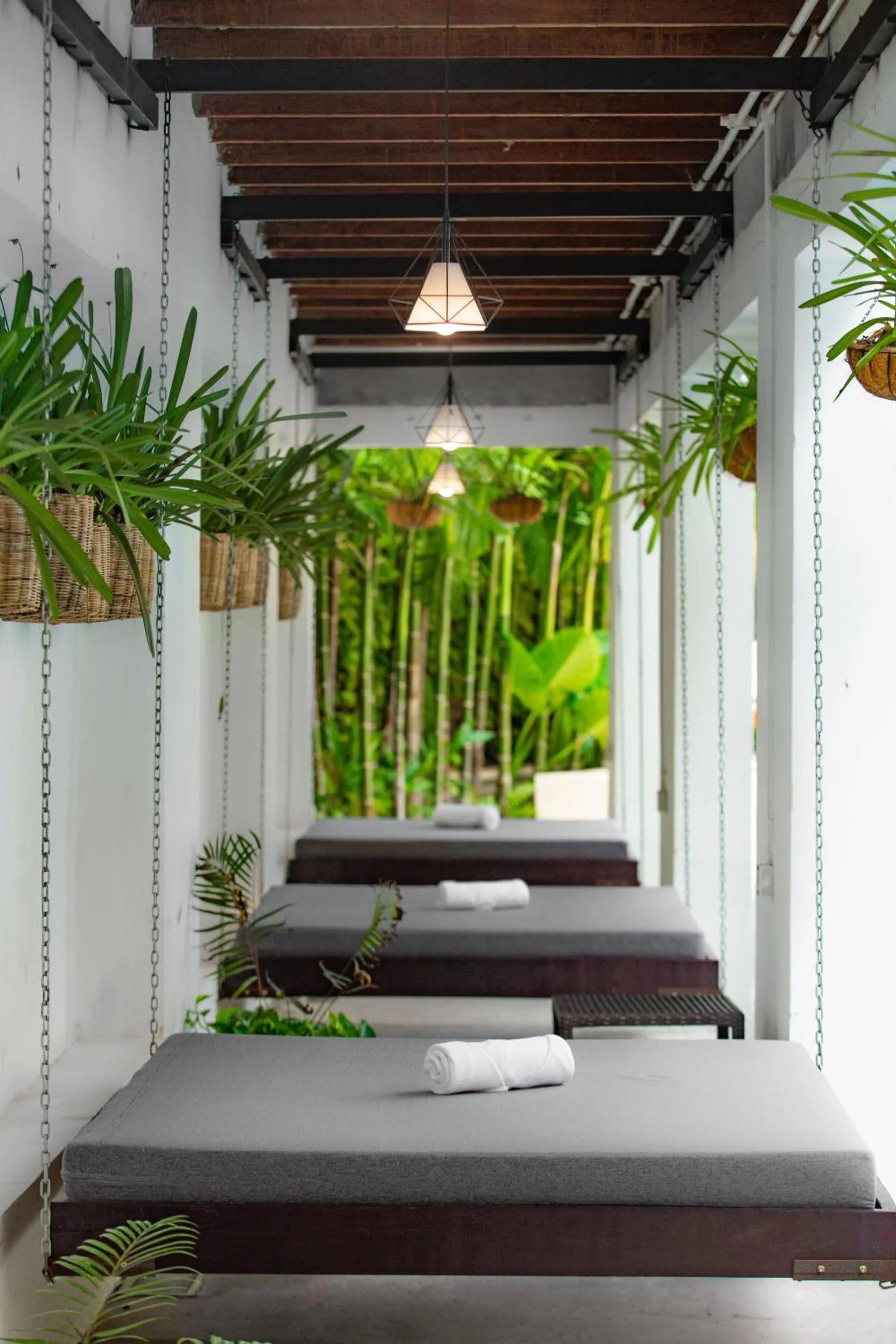 Swimming pool, Bed in Angkor Land Urban Boutique