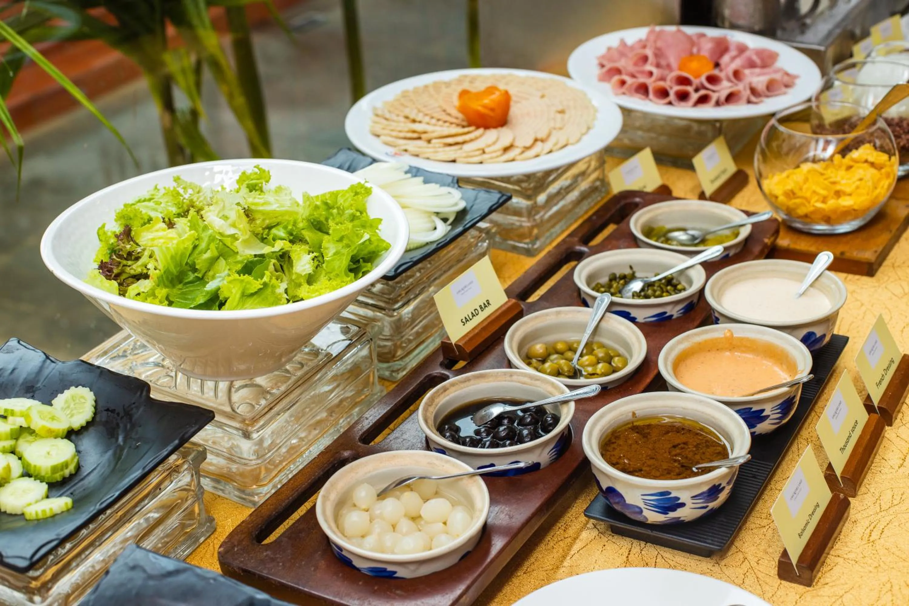 Breakfast in Angkor Land Urban Boutique