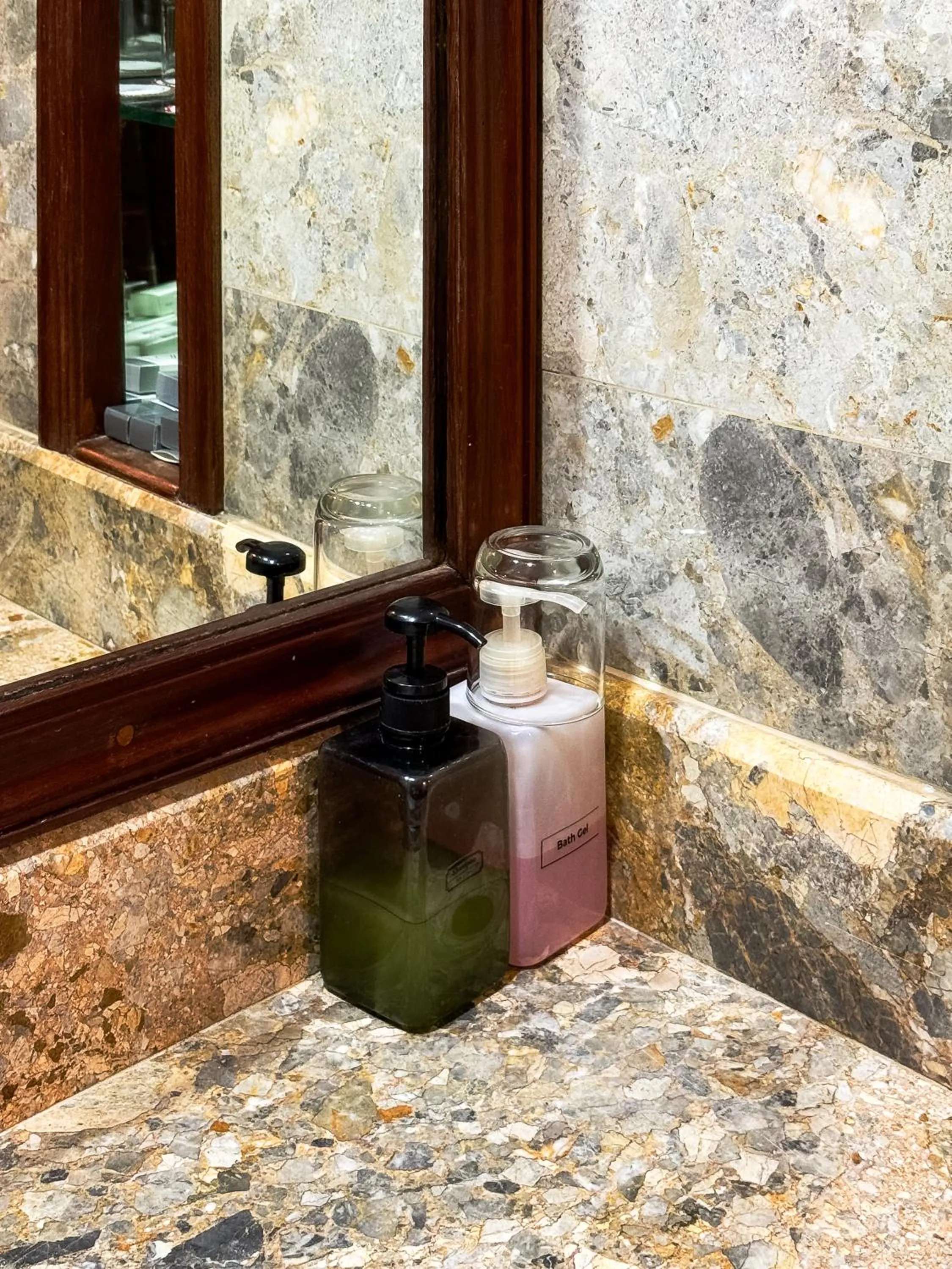 Bathroom in Angkor Land Urban Boutique