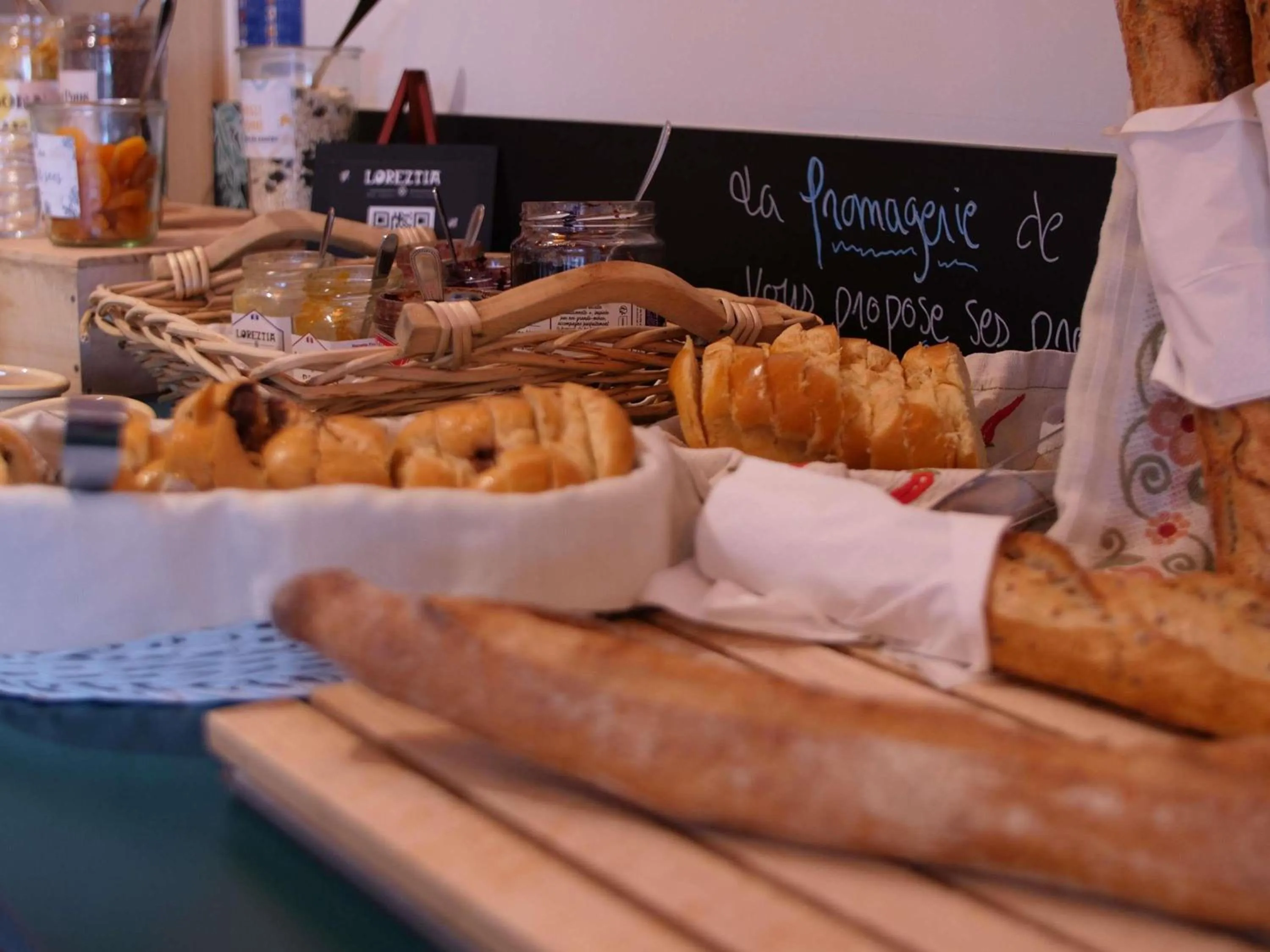Breakfast in greet hotel Castets Coeur des Landes