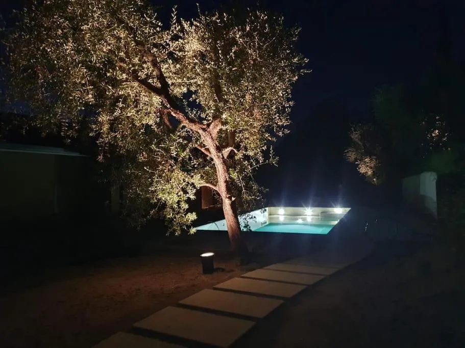 Swimming pool in Villa Malù - APT Amalia - Piscina e vista lago