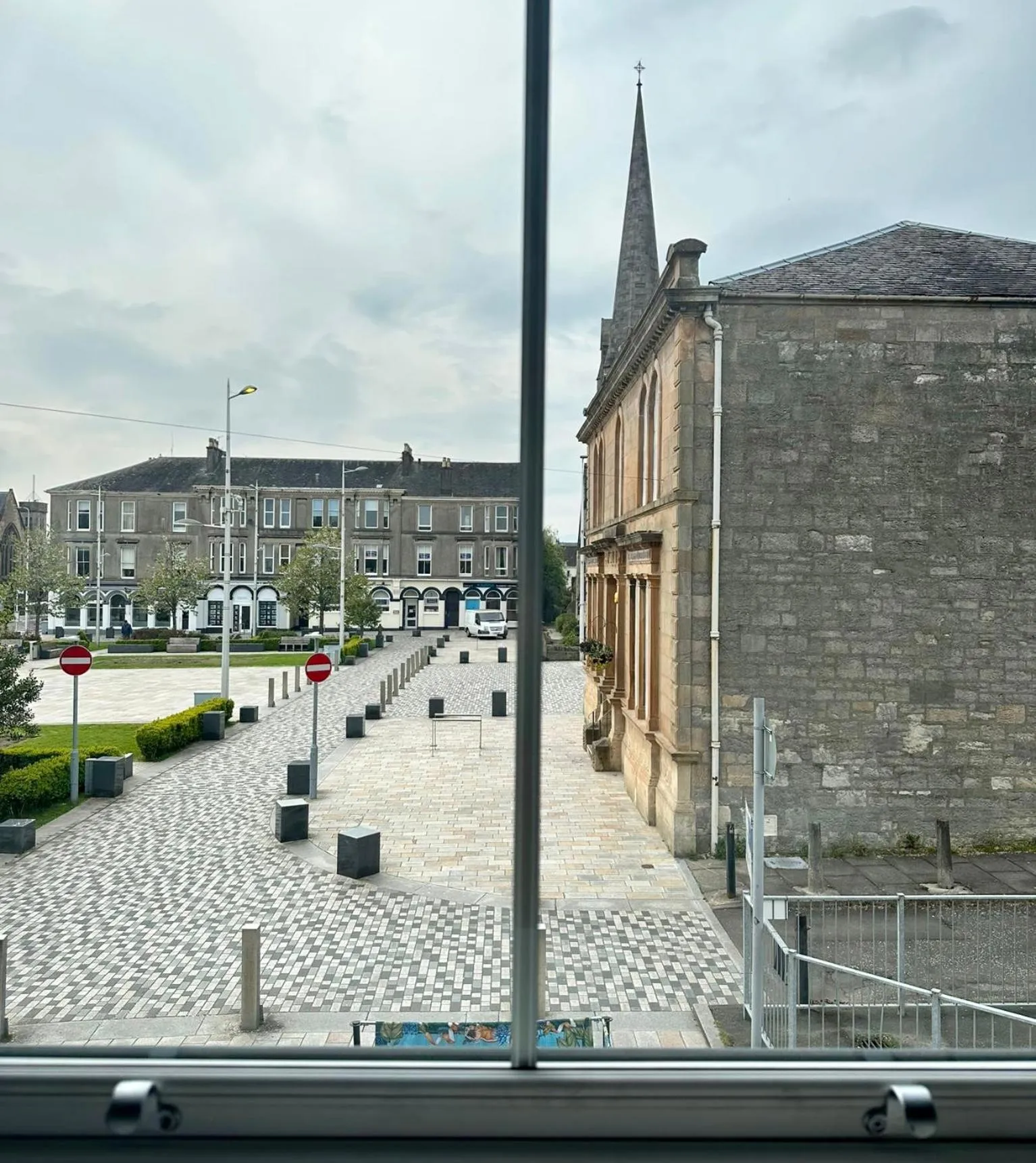 Neighbourhood in Rooms Above Sugar Boat