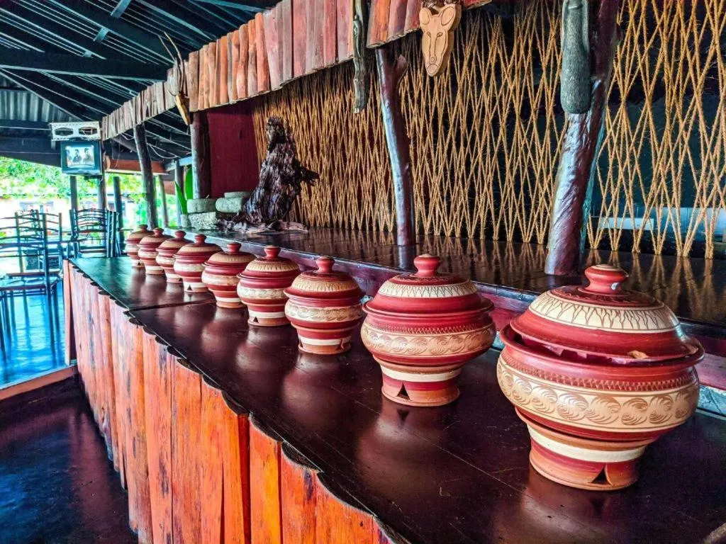 Restaurant/places to eat in Vintara Eco Resort