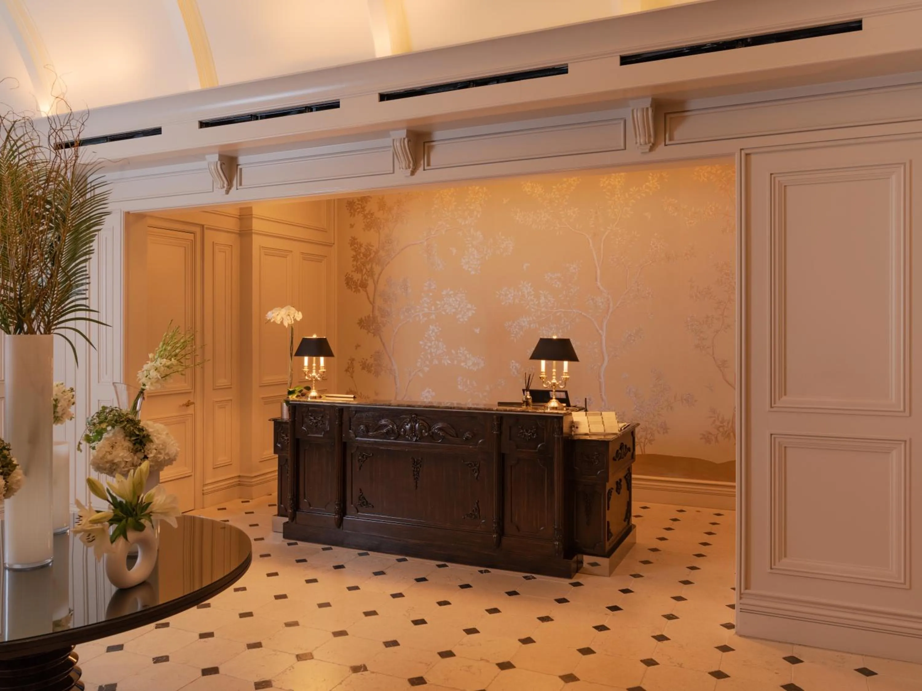 Lobby or reception in Hôtel Swexan