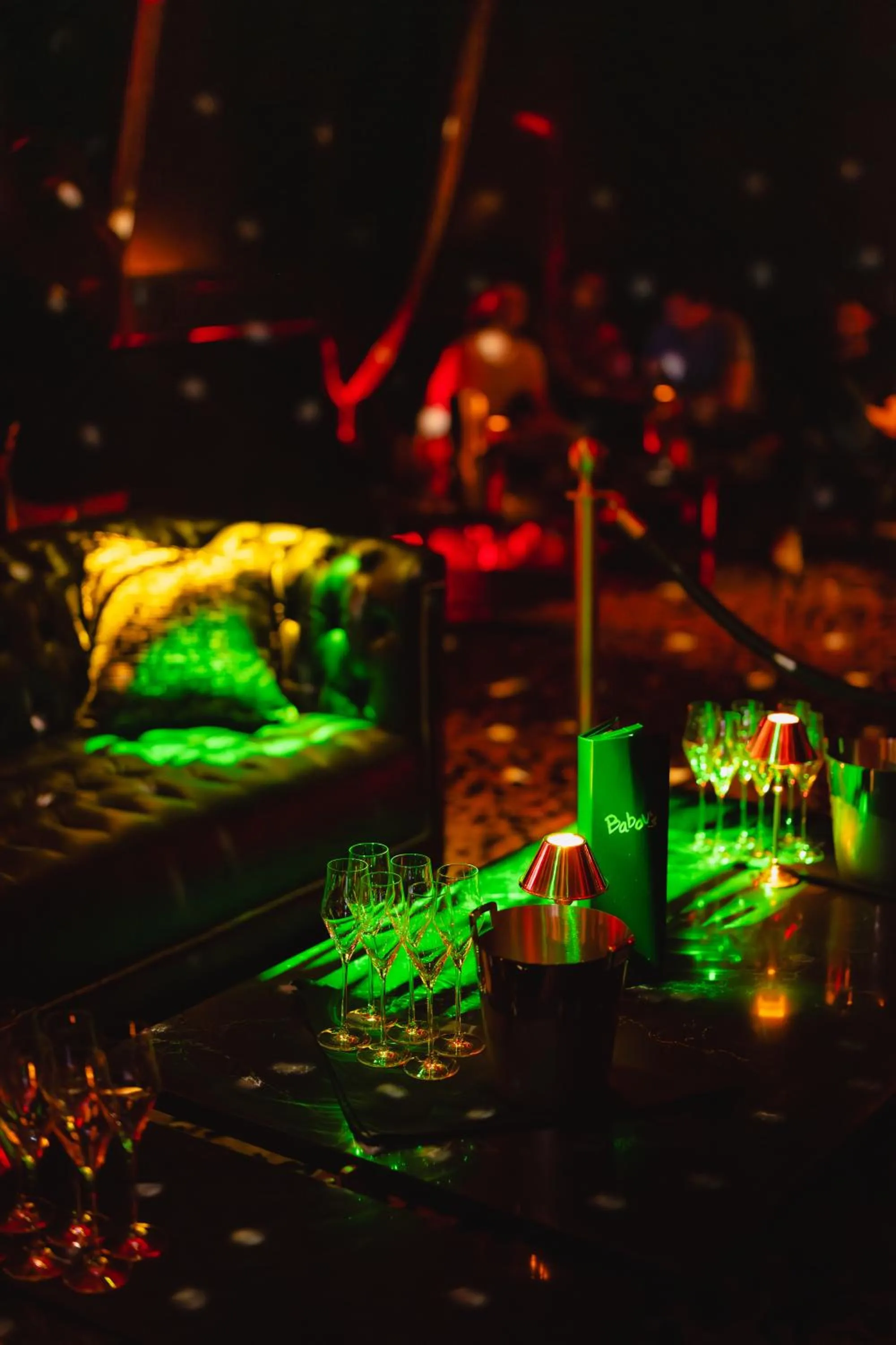 Nightclub / DJ in Hôtel Swexan