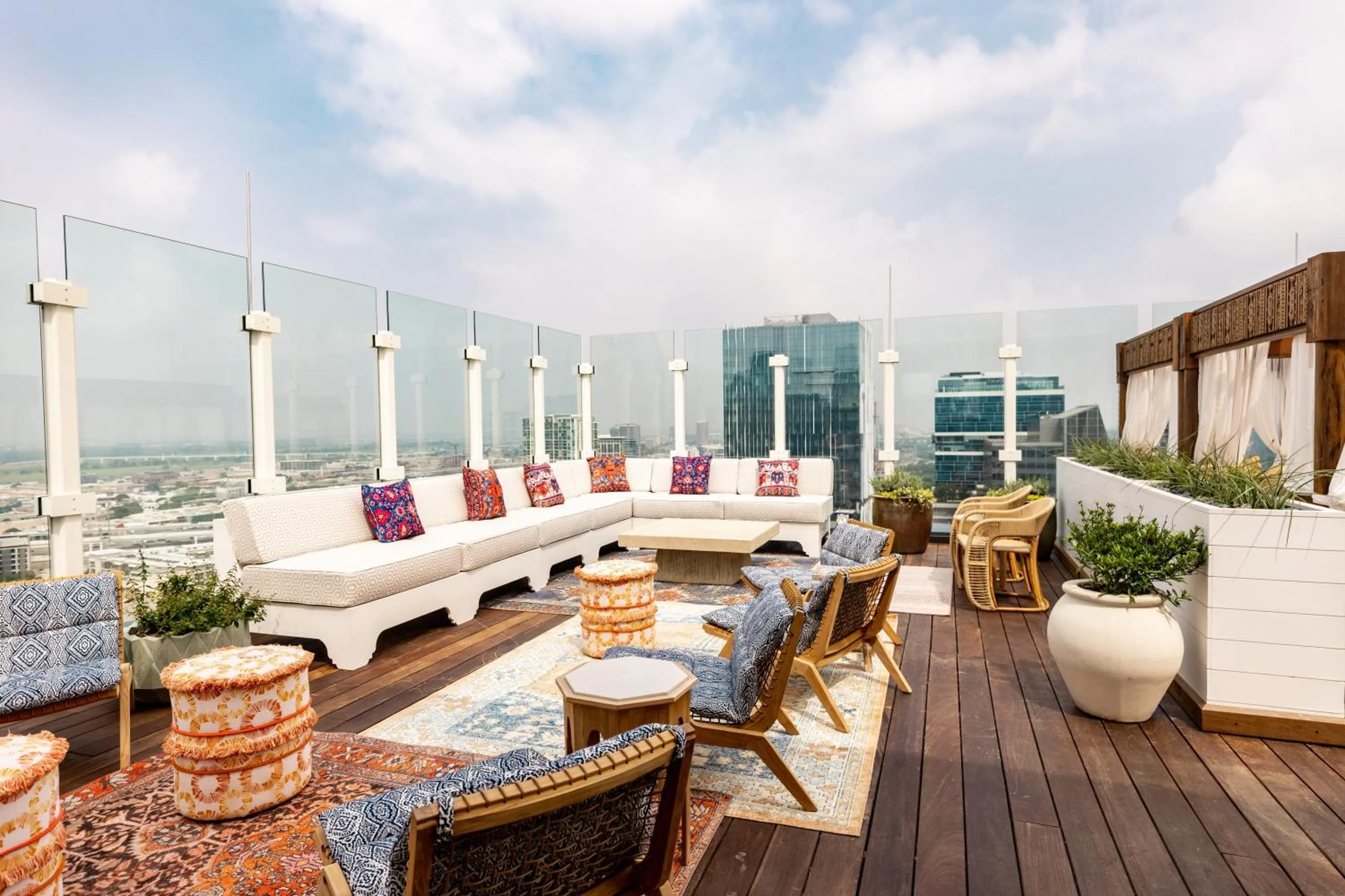 Lounge or bar in Hôtel Swexan