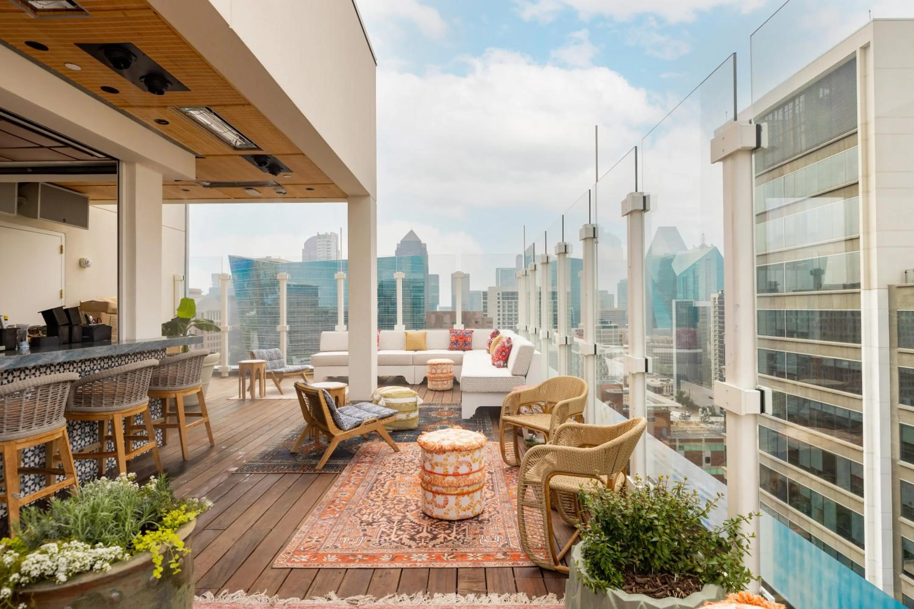 Lounge or bar in Hôtel Swexan