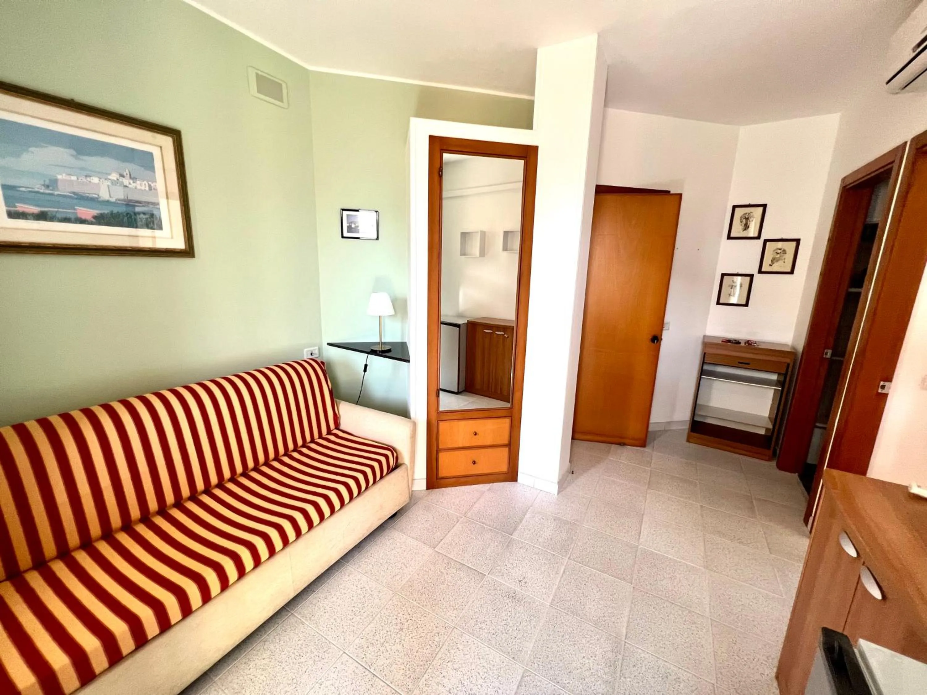 Decorative detail in Hotel Minerva