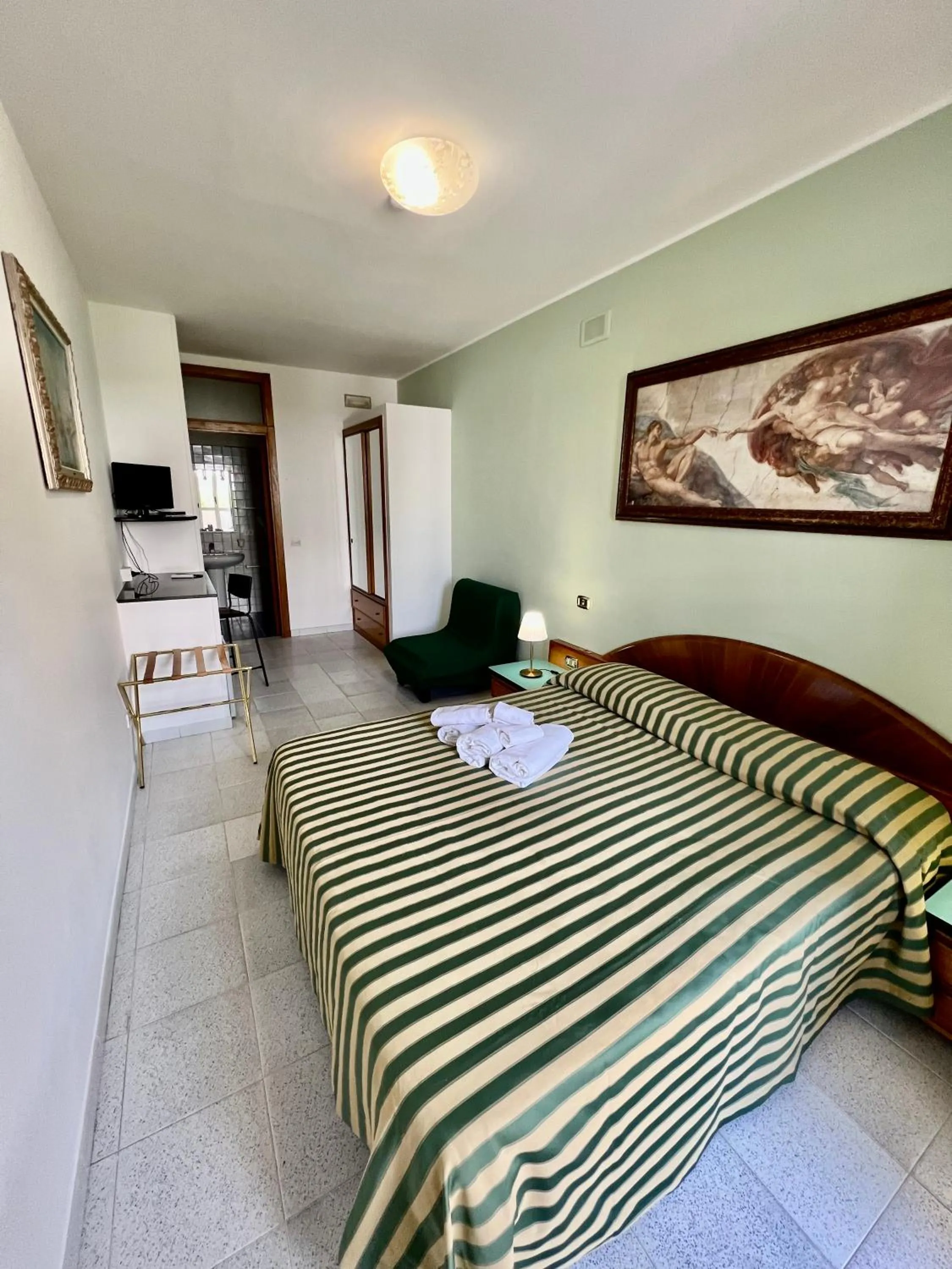 Photo of the whole room in Hotel Minerva