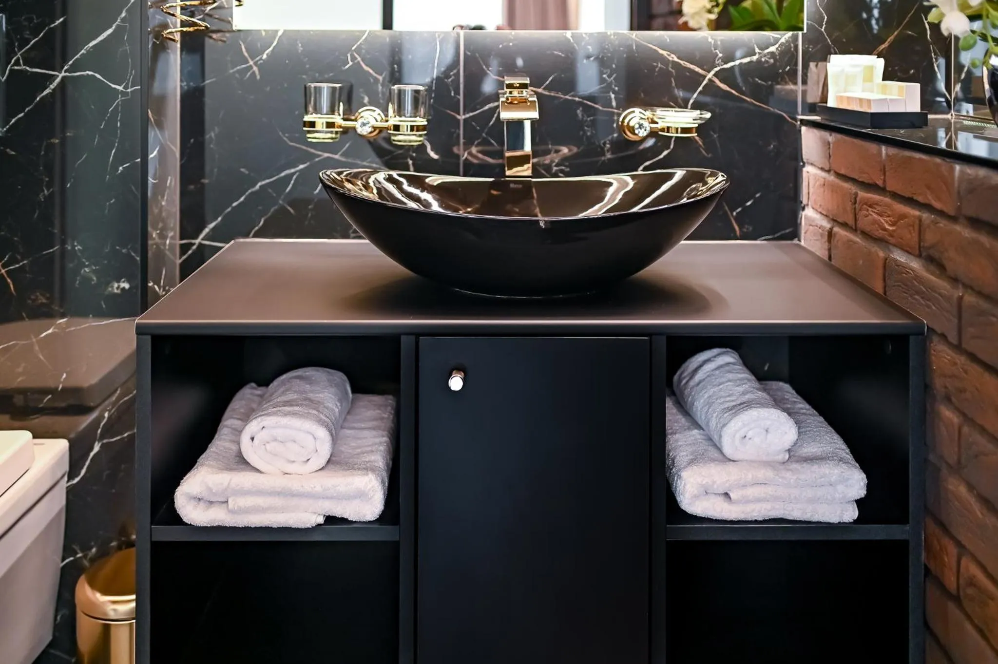 Diamond svečių namai