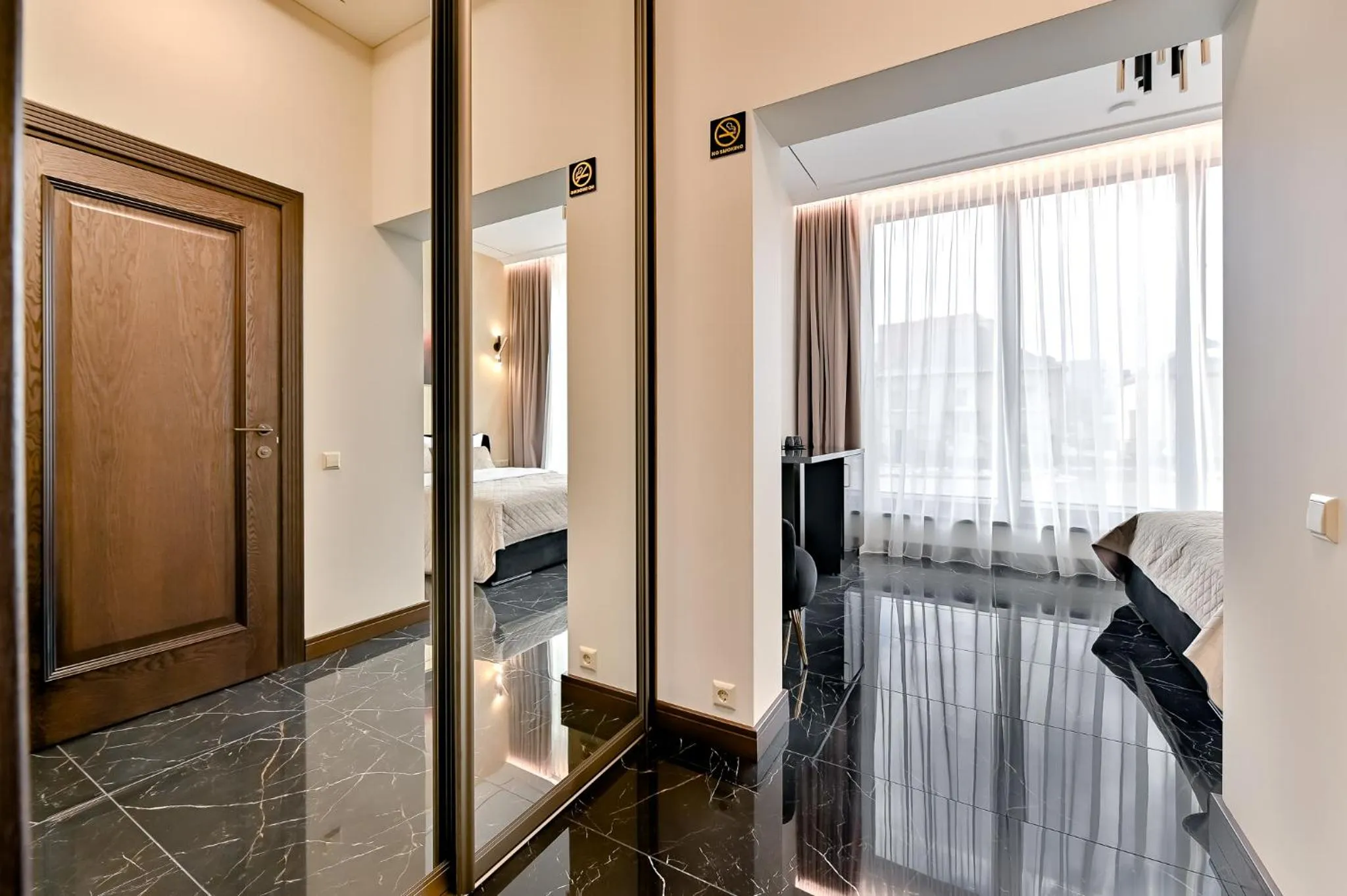 Diamond svečių namai