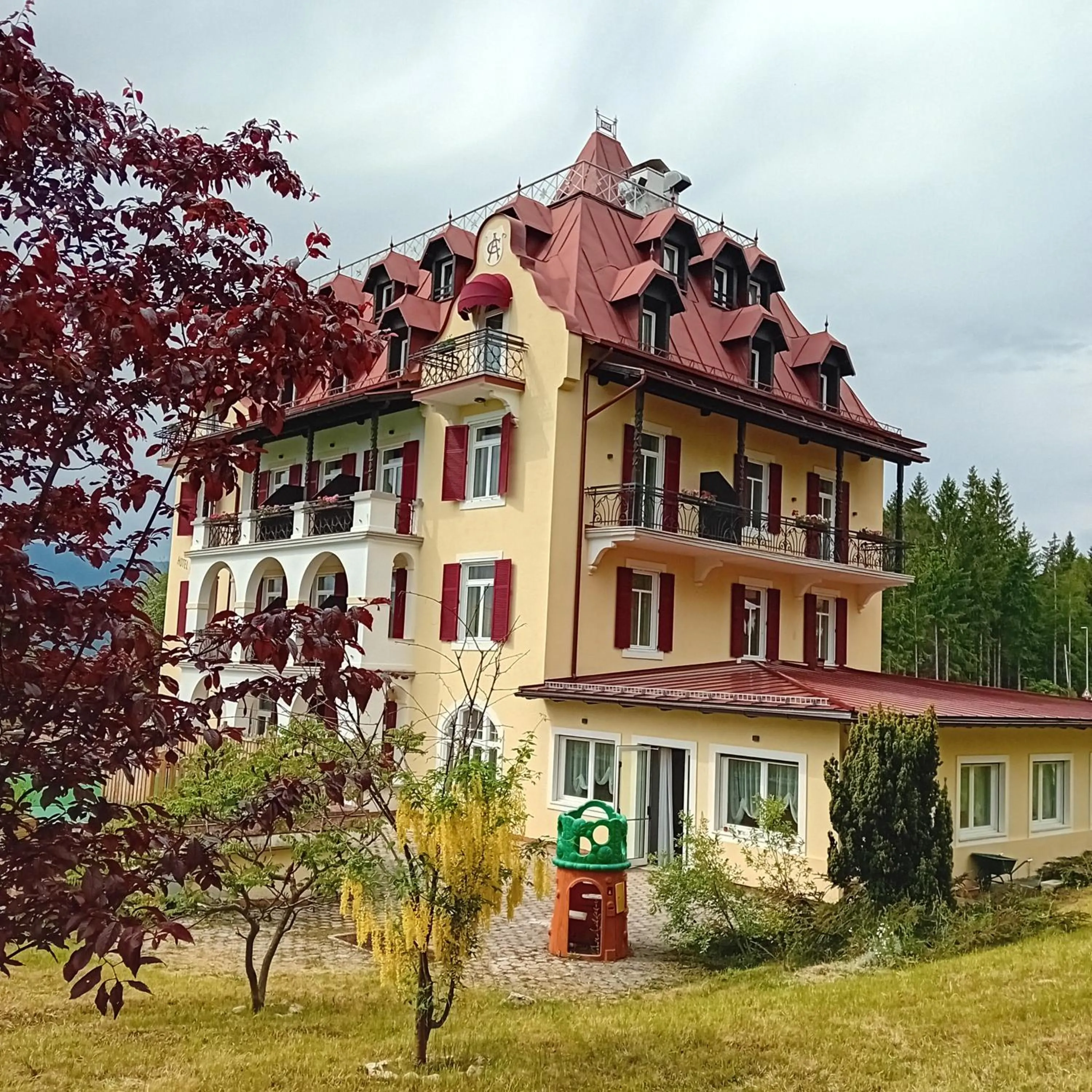 Garden in Hotel Regina del Bosco