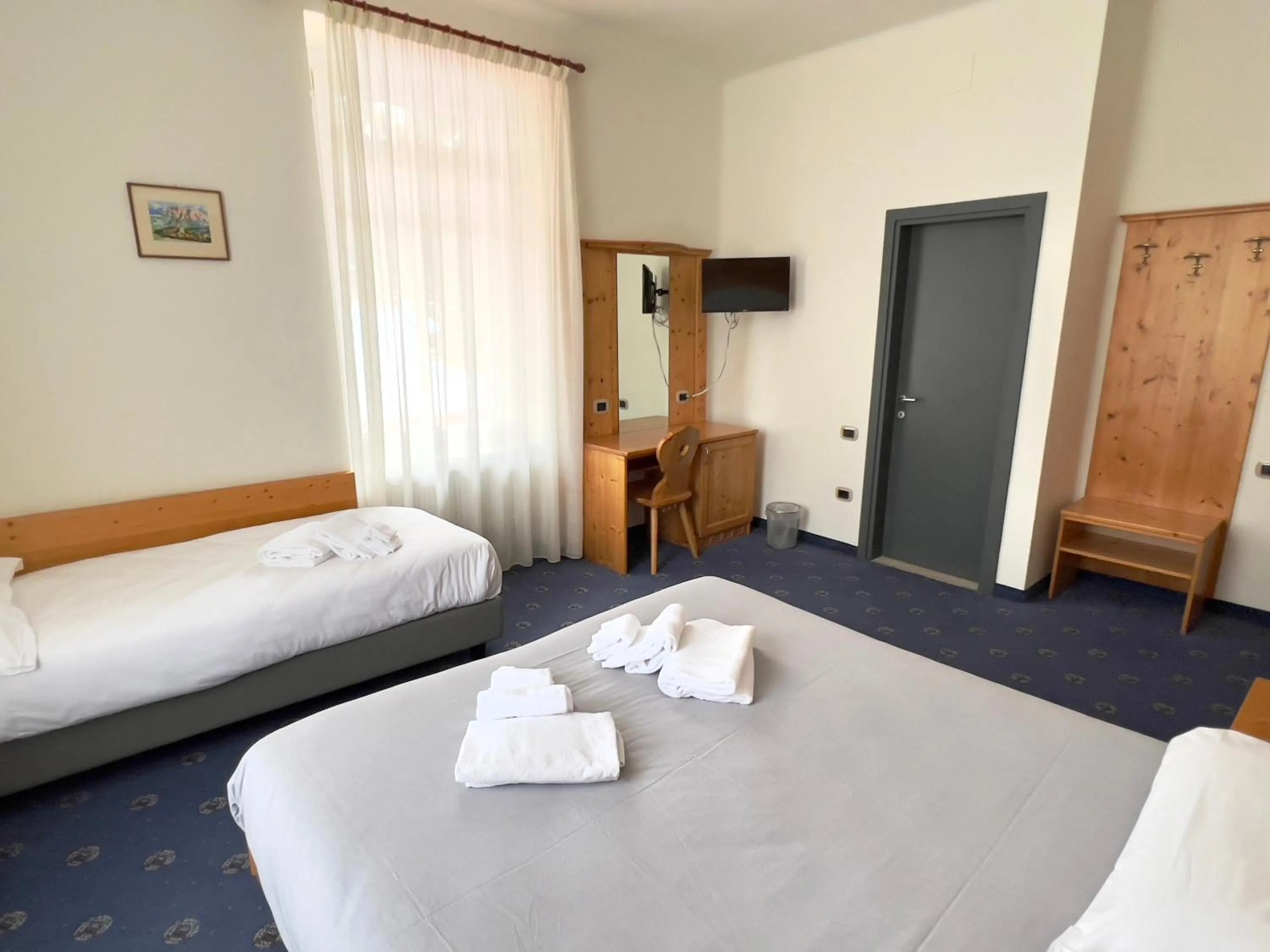 Photo of the whole room, Bed in Hotel Regina del Bosco