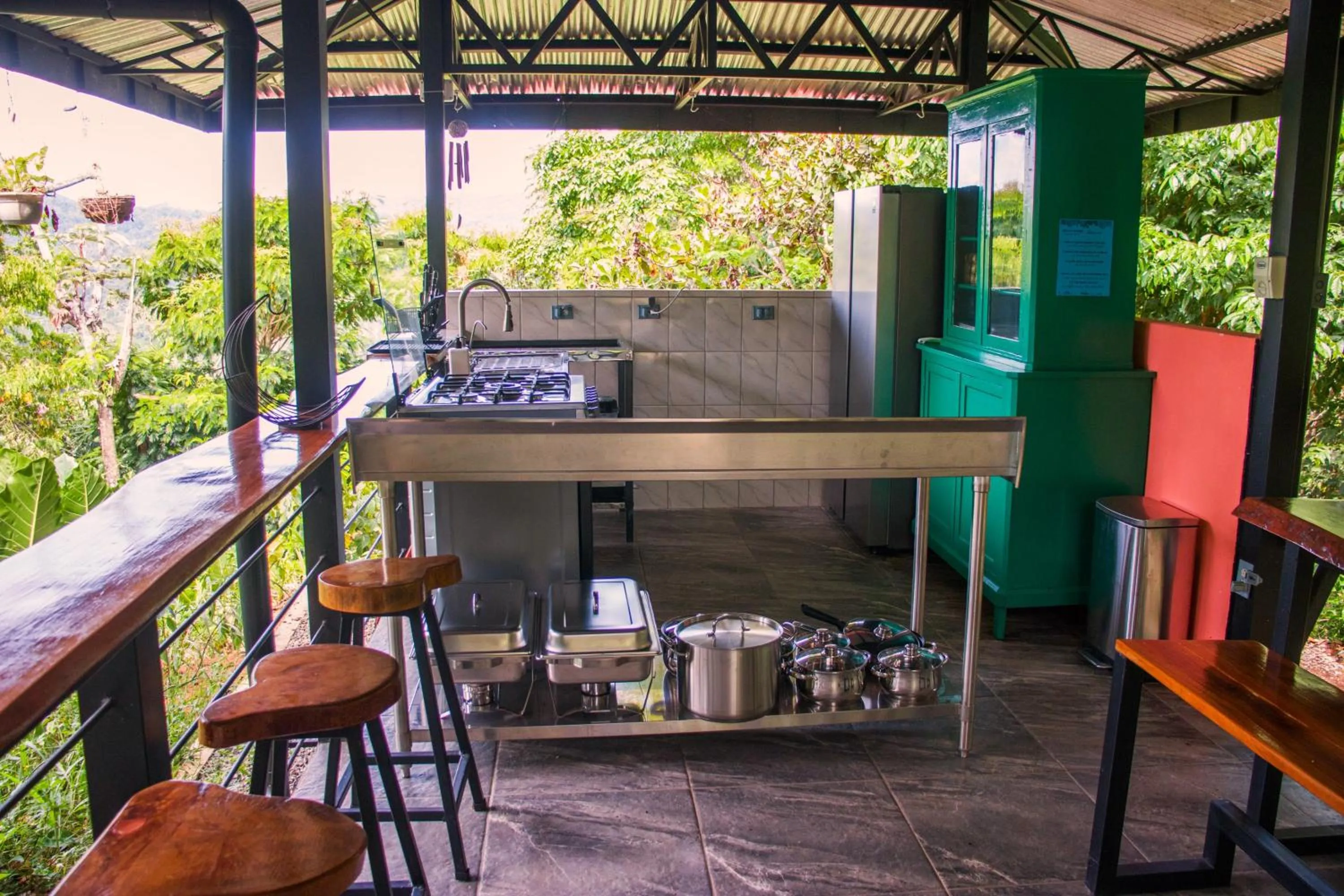 Kitchen or kitchenette in Selva Madre Eco-Sanctuary