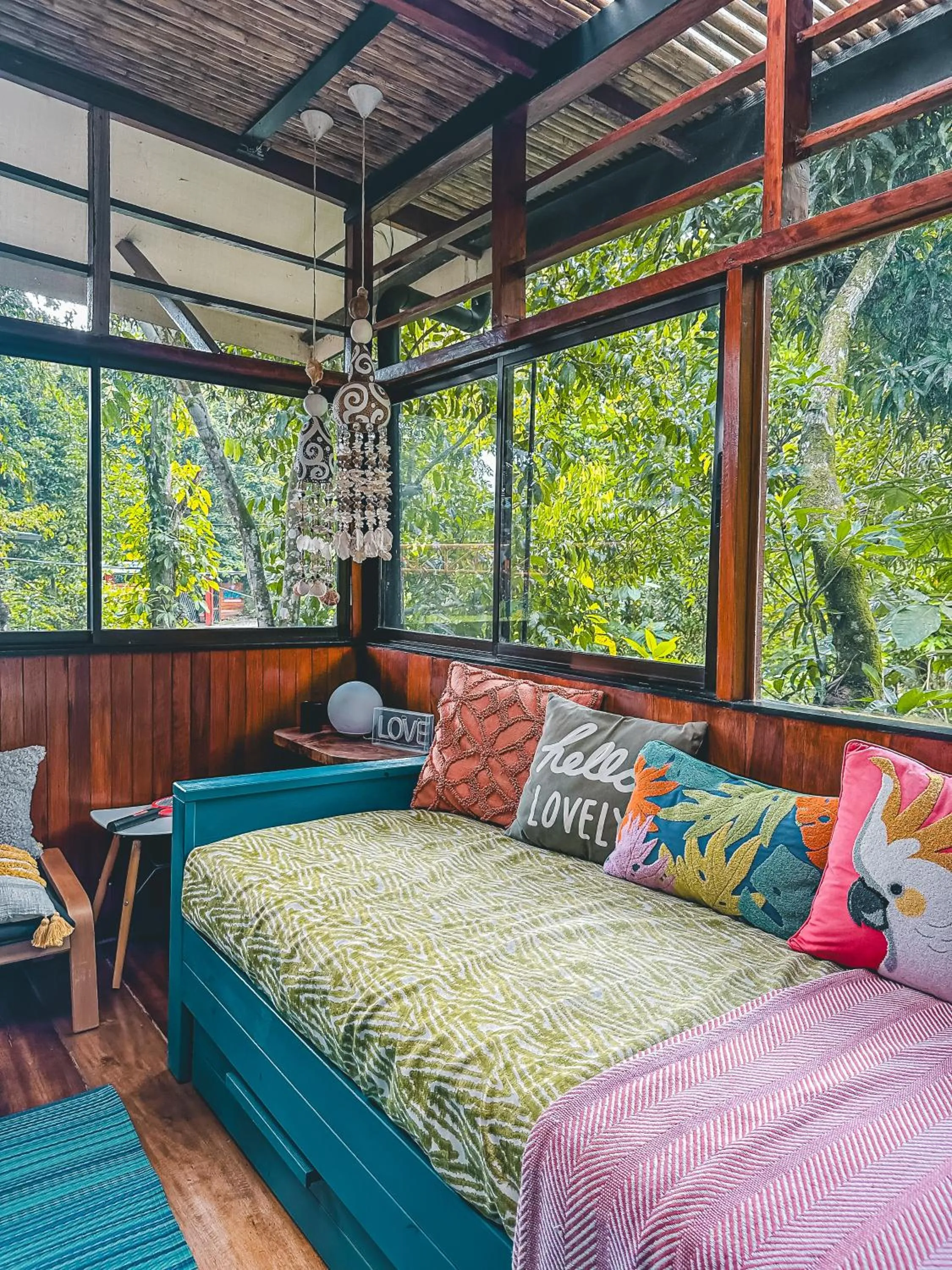 Communal lounge/ TV room, Bed in Selva Madre Eco-Sanctuary