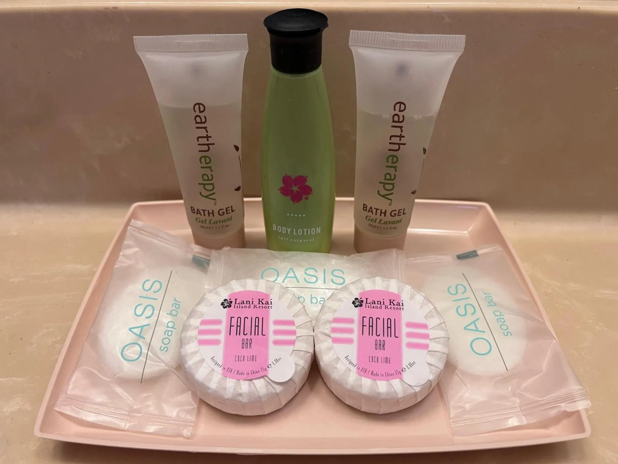 Shower in WINDTREE INN