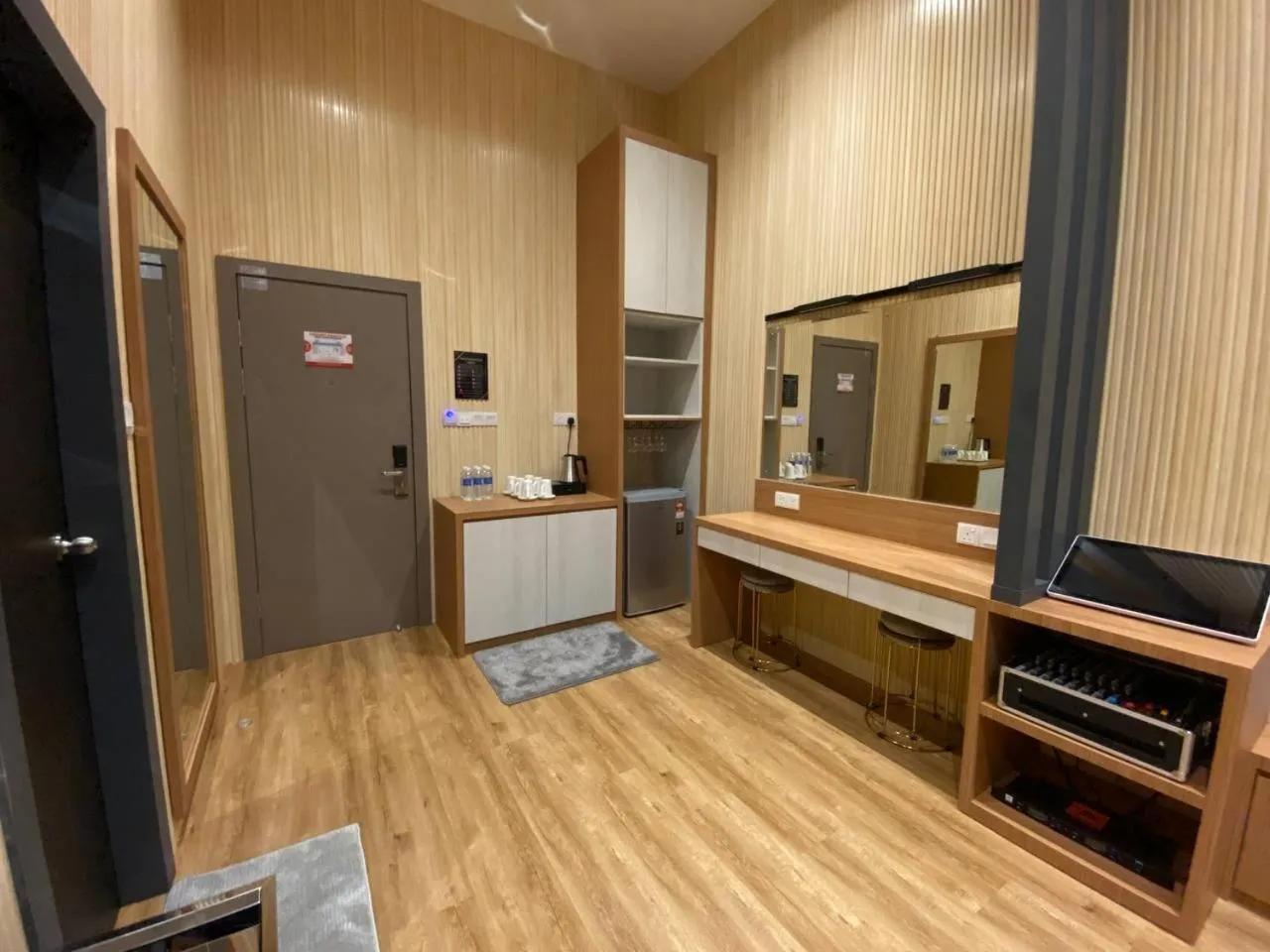 Karaoke in Hotel Marudu Inn