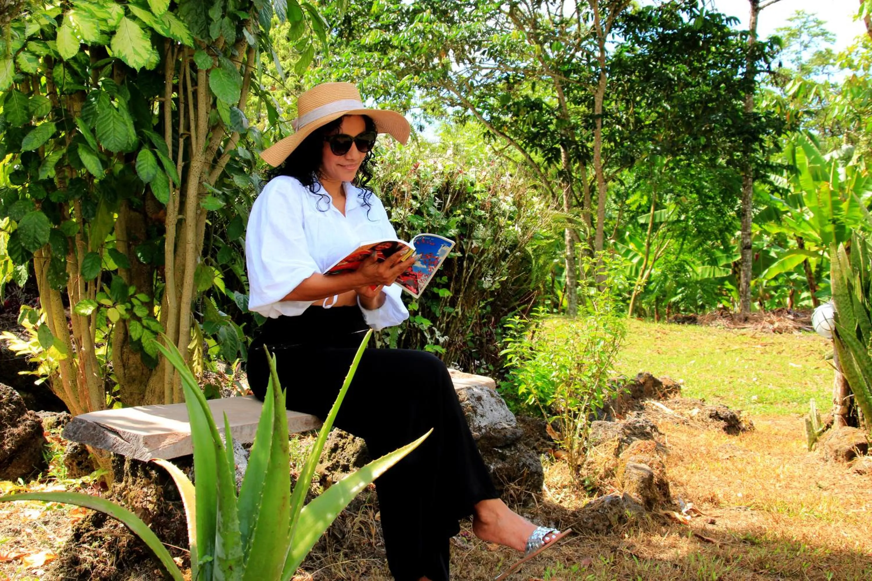 Day in Natura Gardens Galápagos