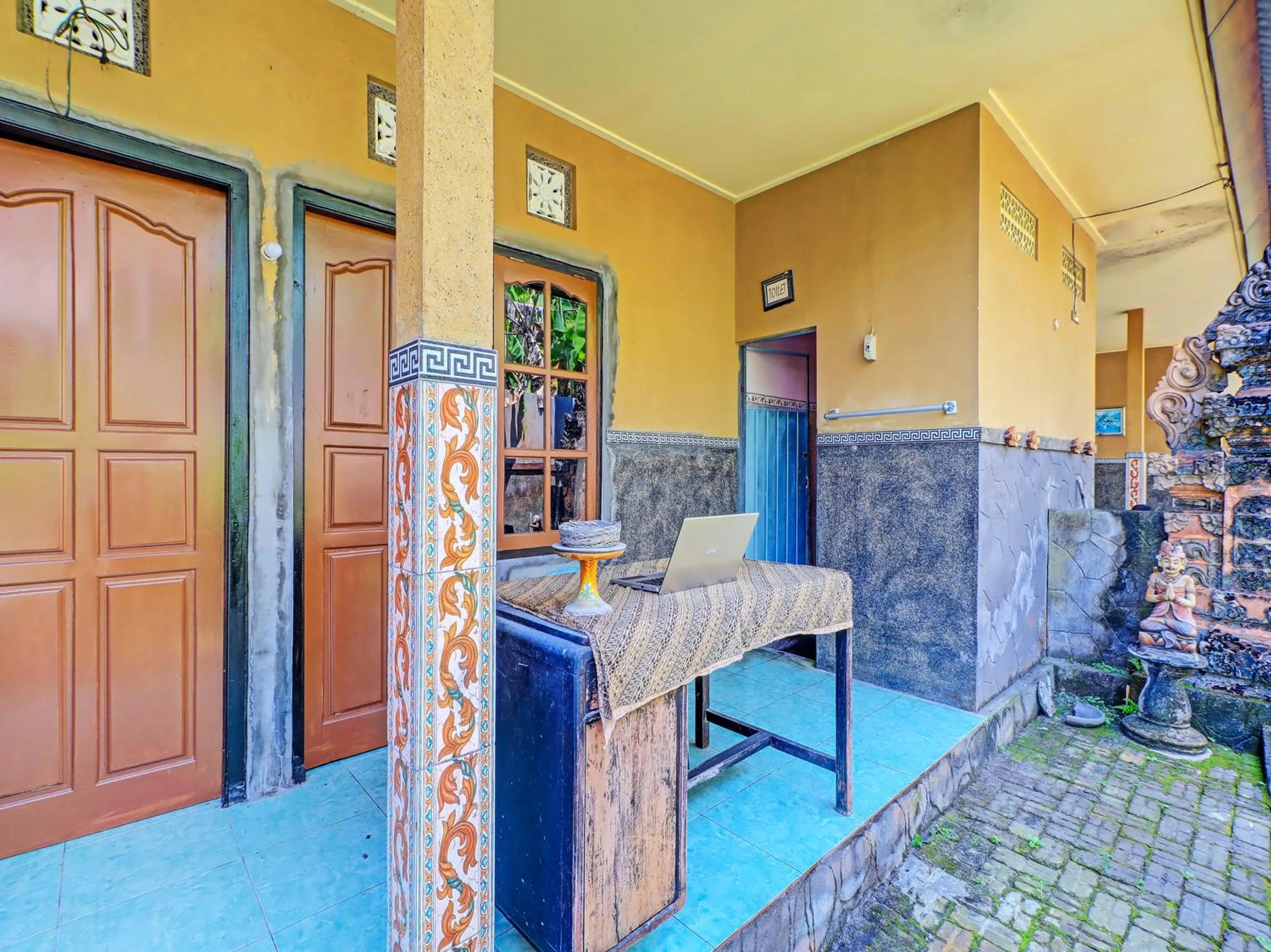 Lobby or reception in Hotel O Sekar Jagat Near Pantai Baluk Rening