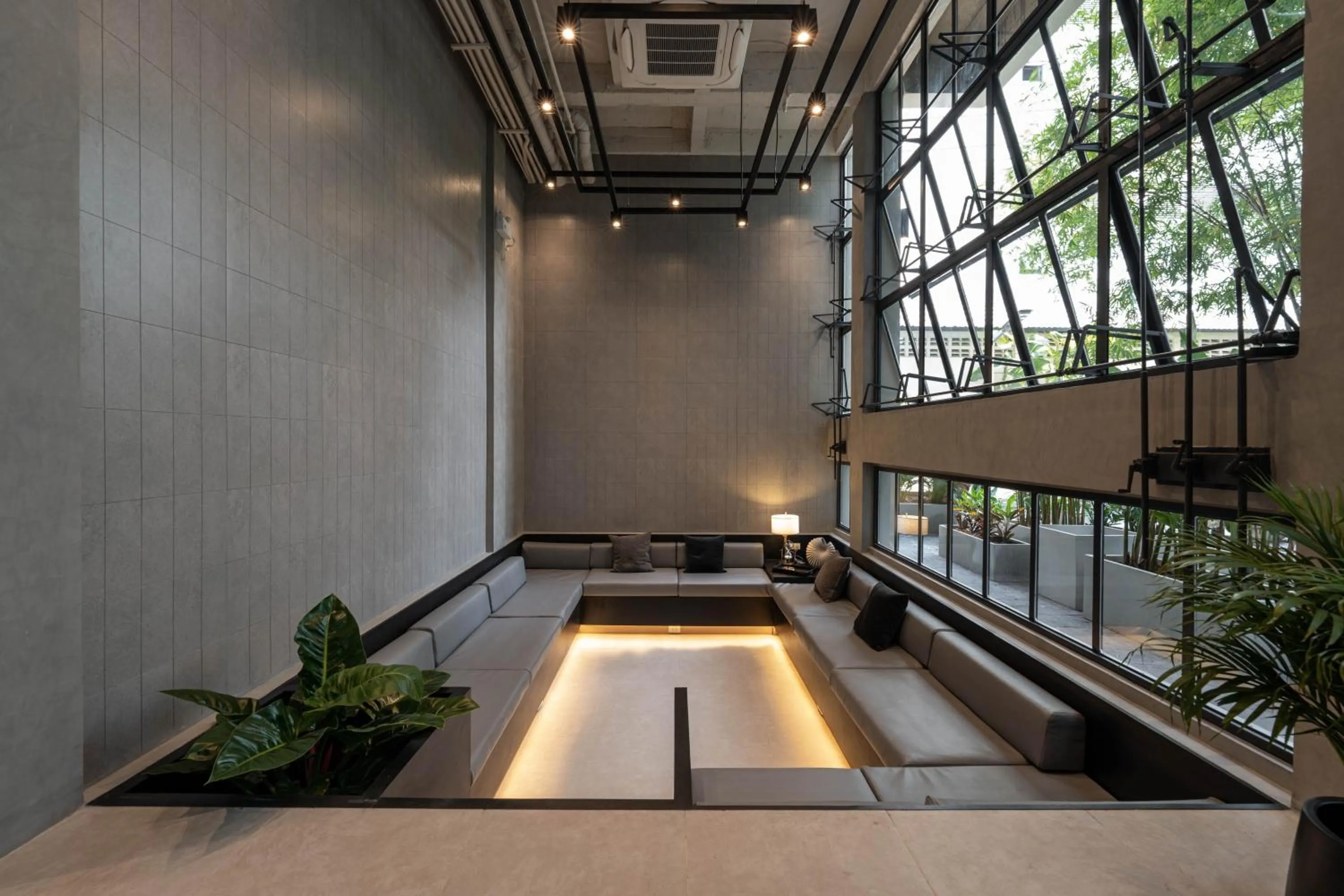 Lobby or reception in EX2 Hotel