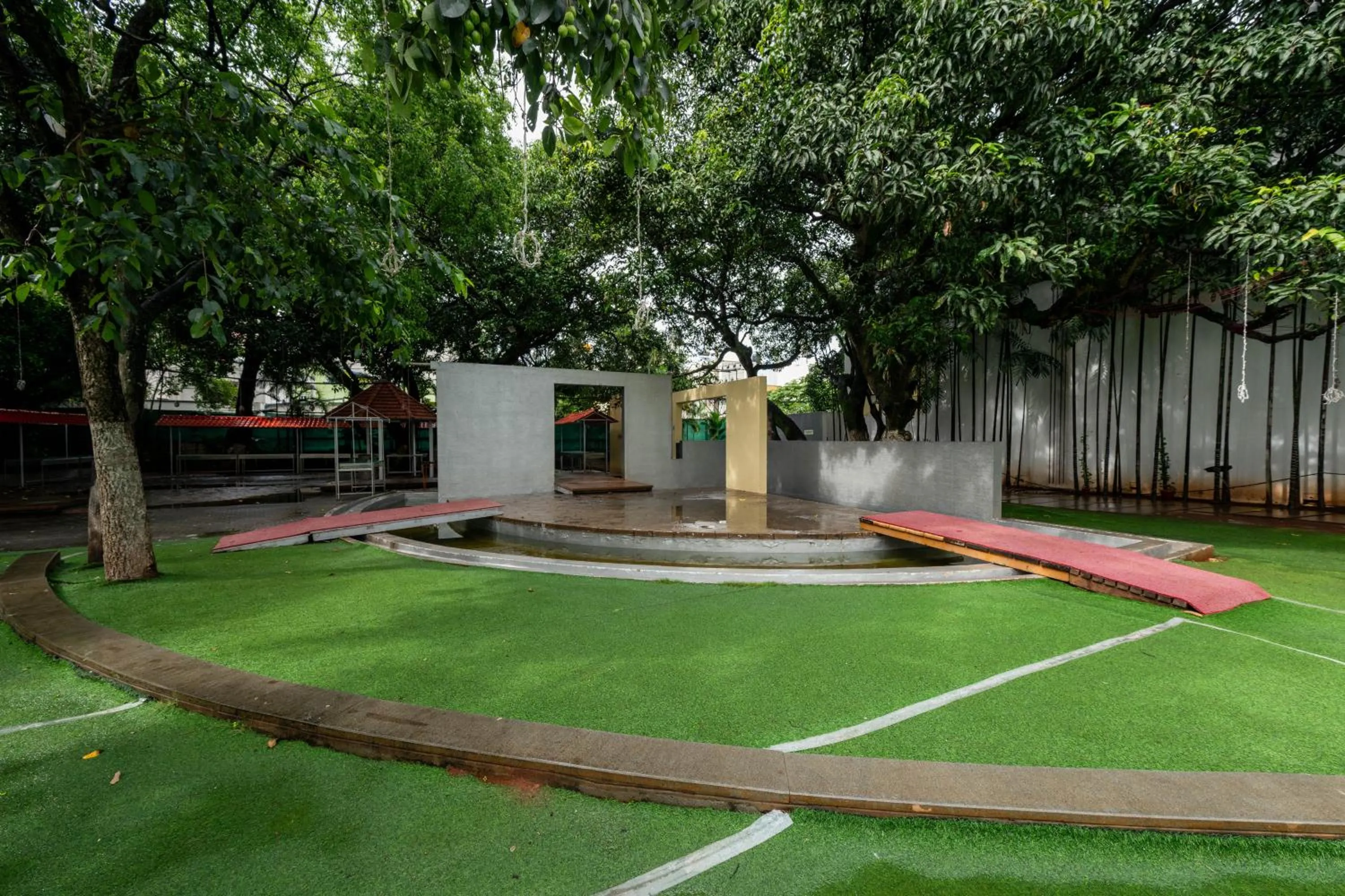 Banquet/Function facilities in THE WOODROSE