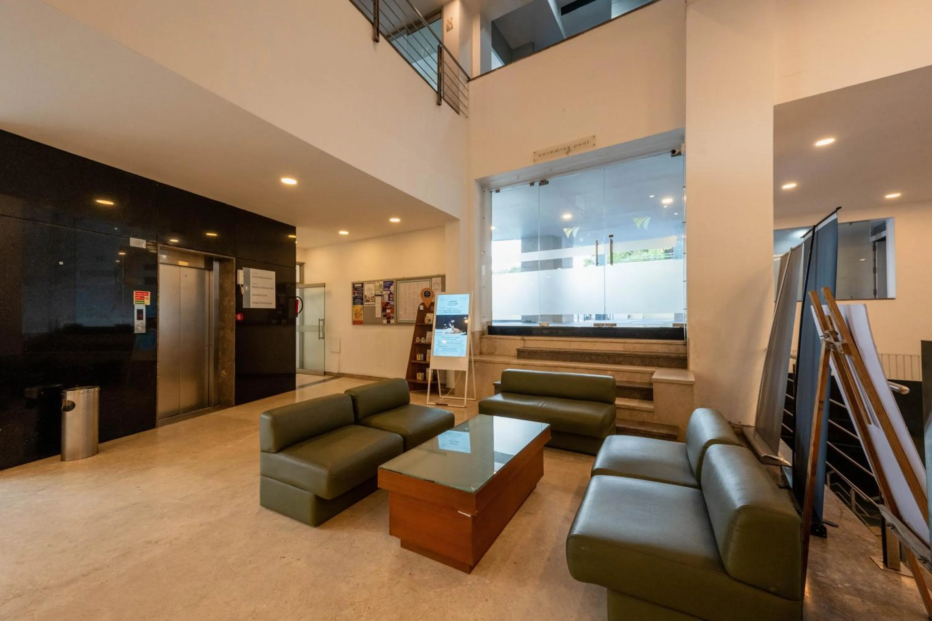 Seating area in THE WOODROSE