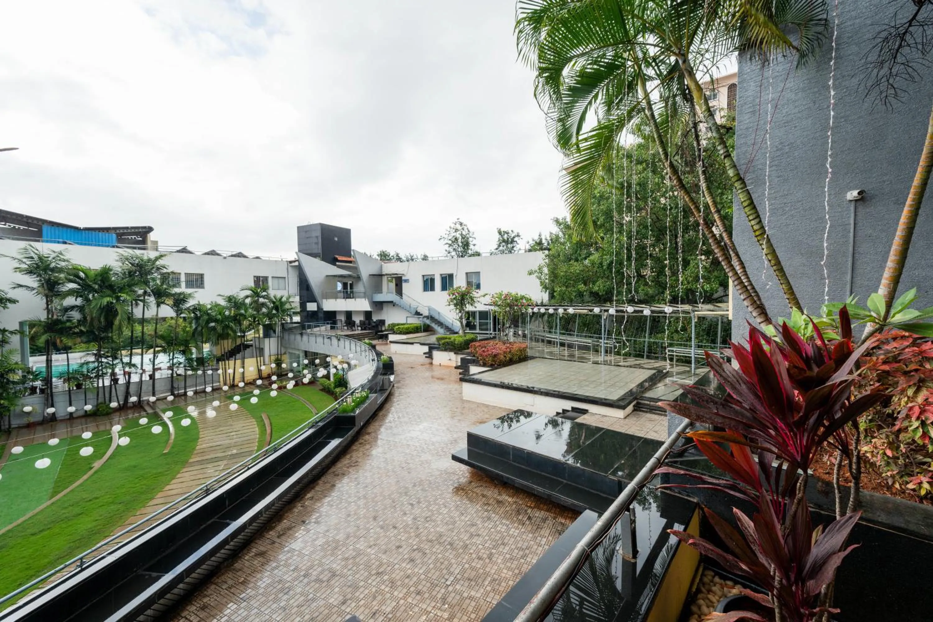 Banquet/Function facilities in THE WOODROSE