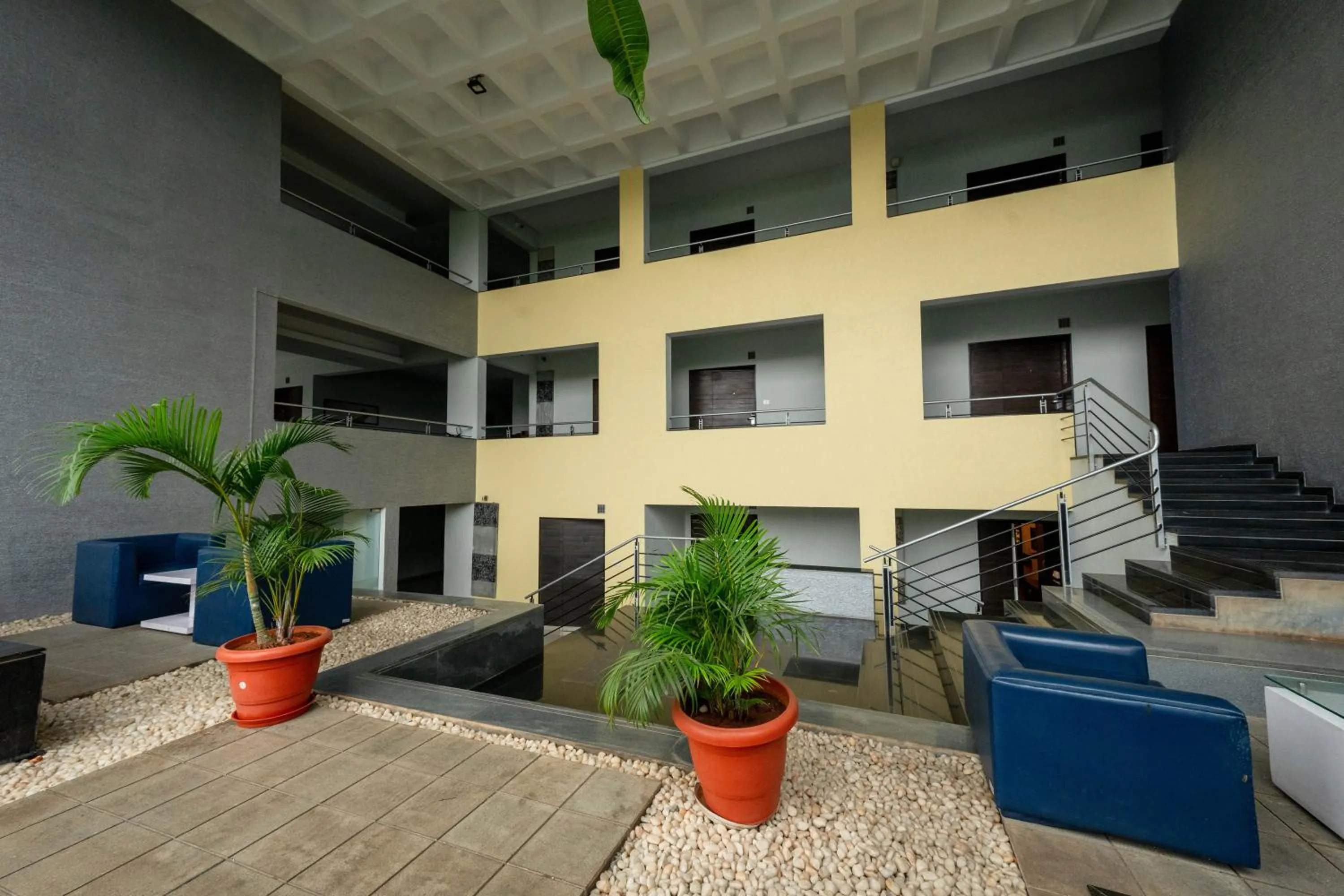 Seating area in THE WOODROSE