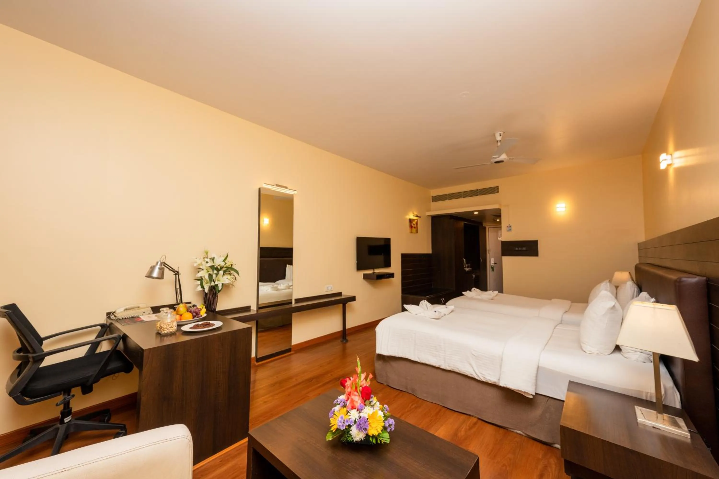 Photo of the whole room, Bed in THE WOODROSE