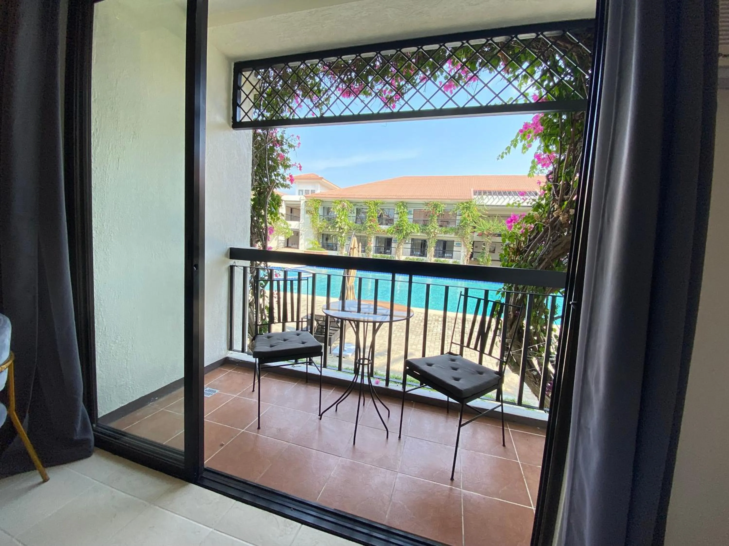 Balcony/Terrace in Plaza Del Norte Hotel and Convention Center