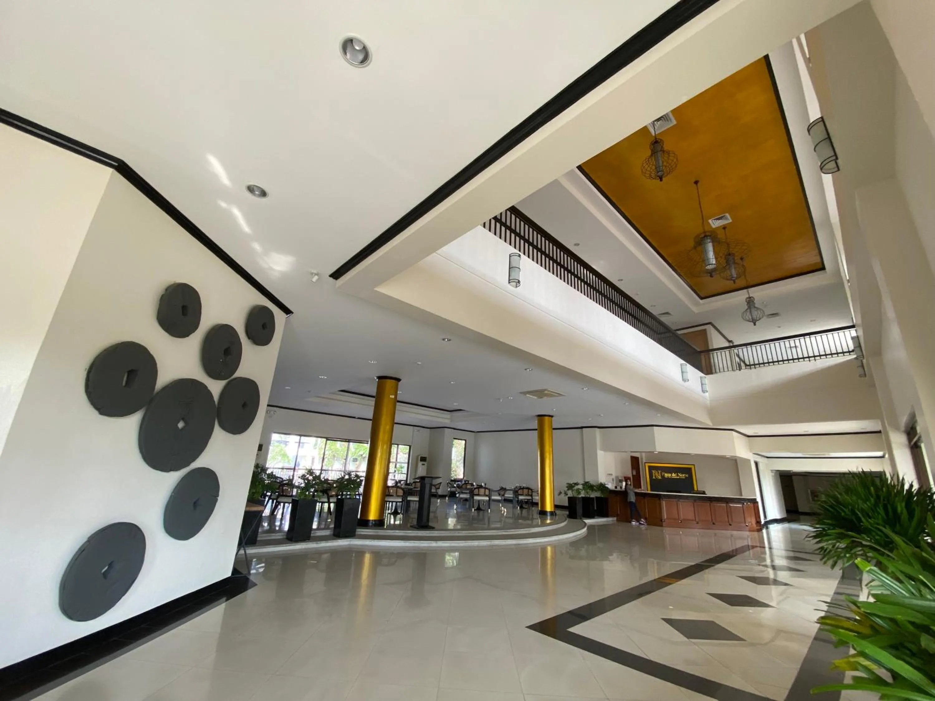 Lobby or reception in Plaza Del Norte Hotel and Convention Center
