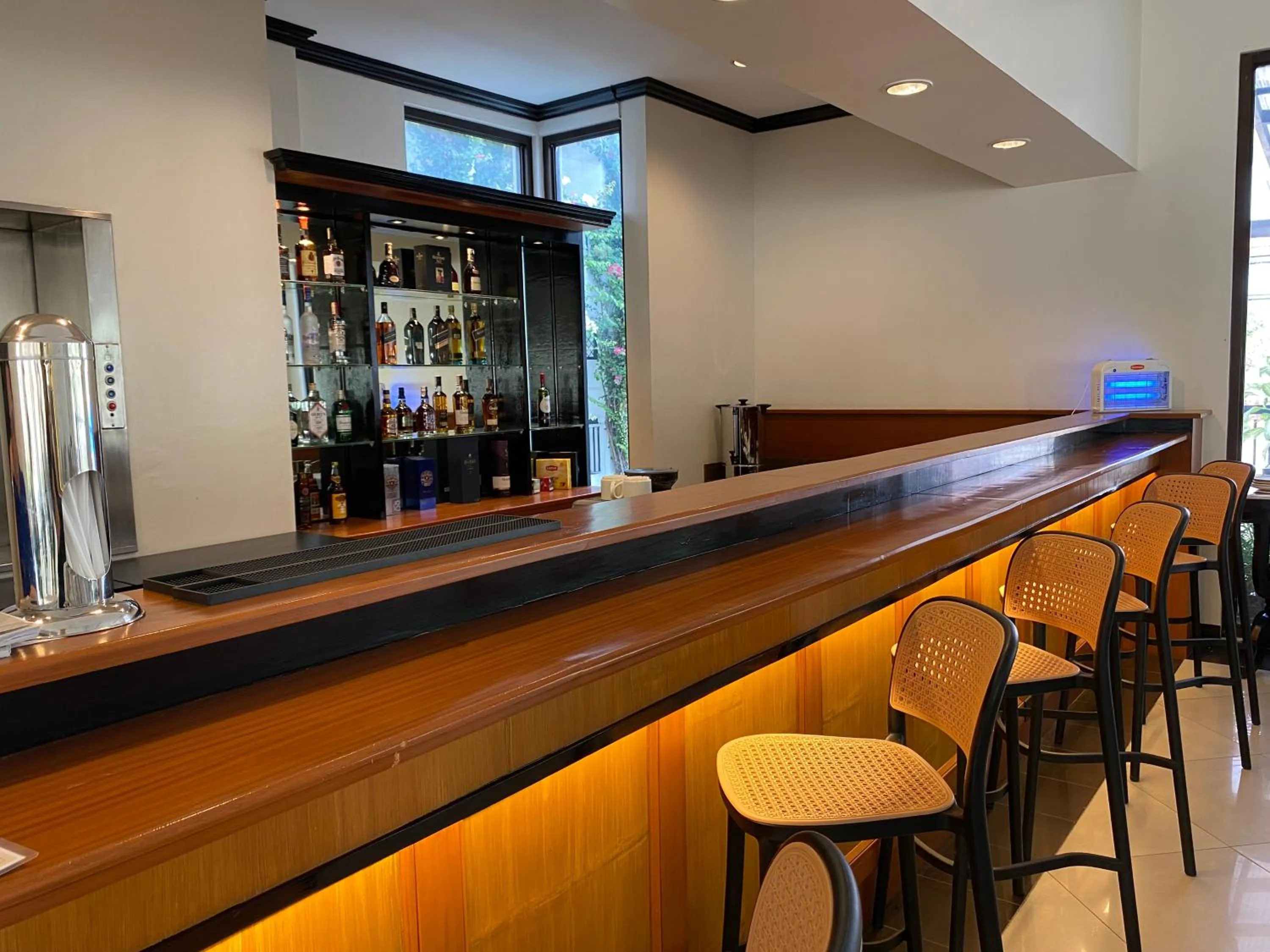 Restaurant/places to eat in Plaza Del Norte Hotel and Convention Center