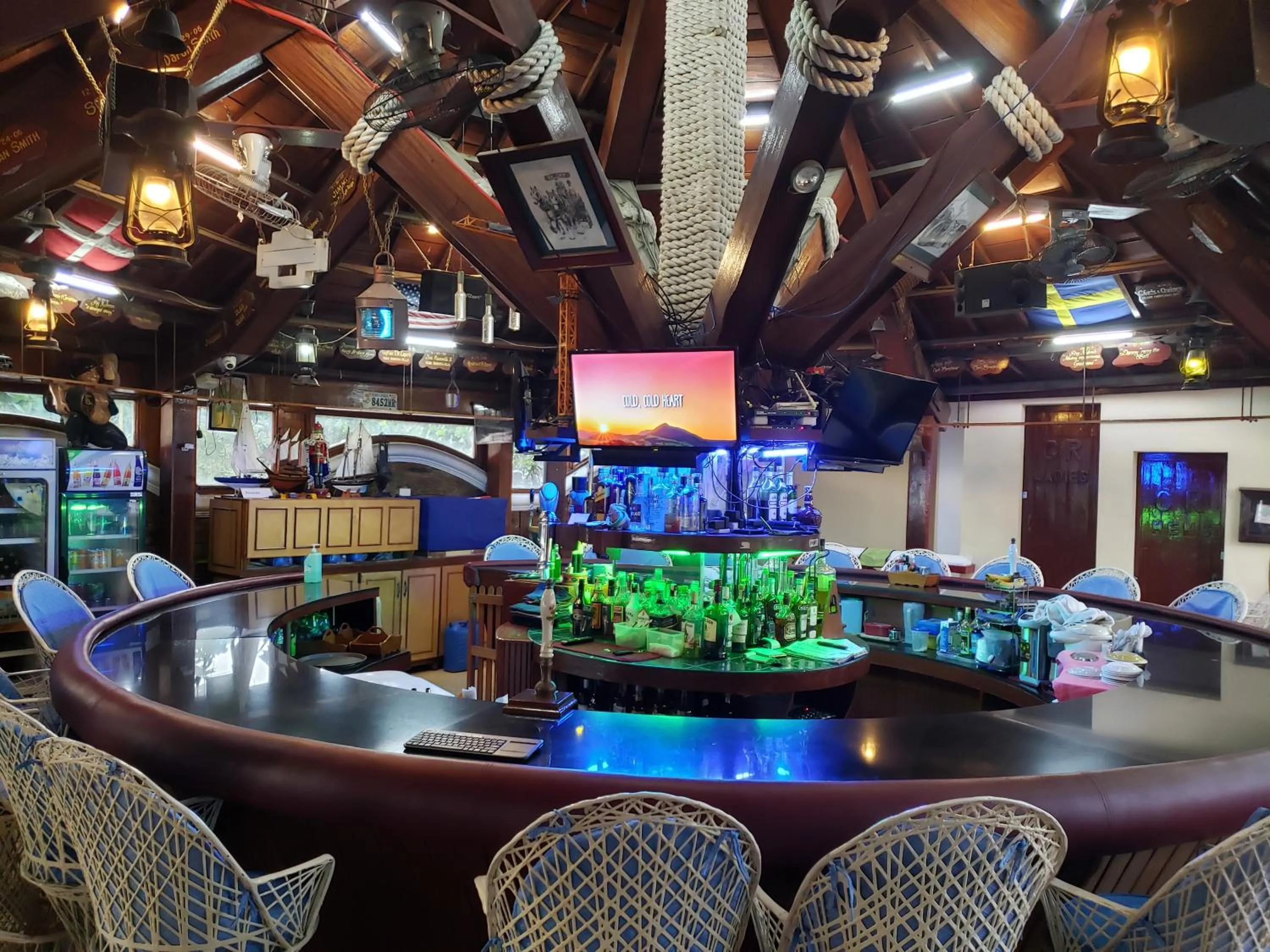 PALM TREE RESORT AND RESTAURANT