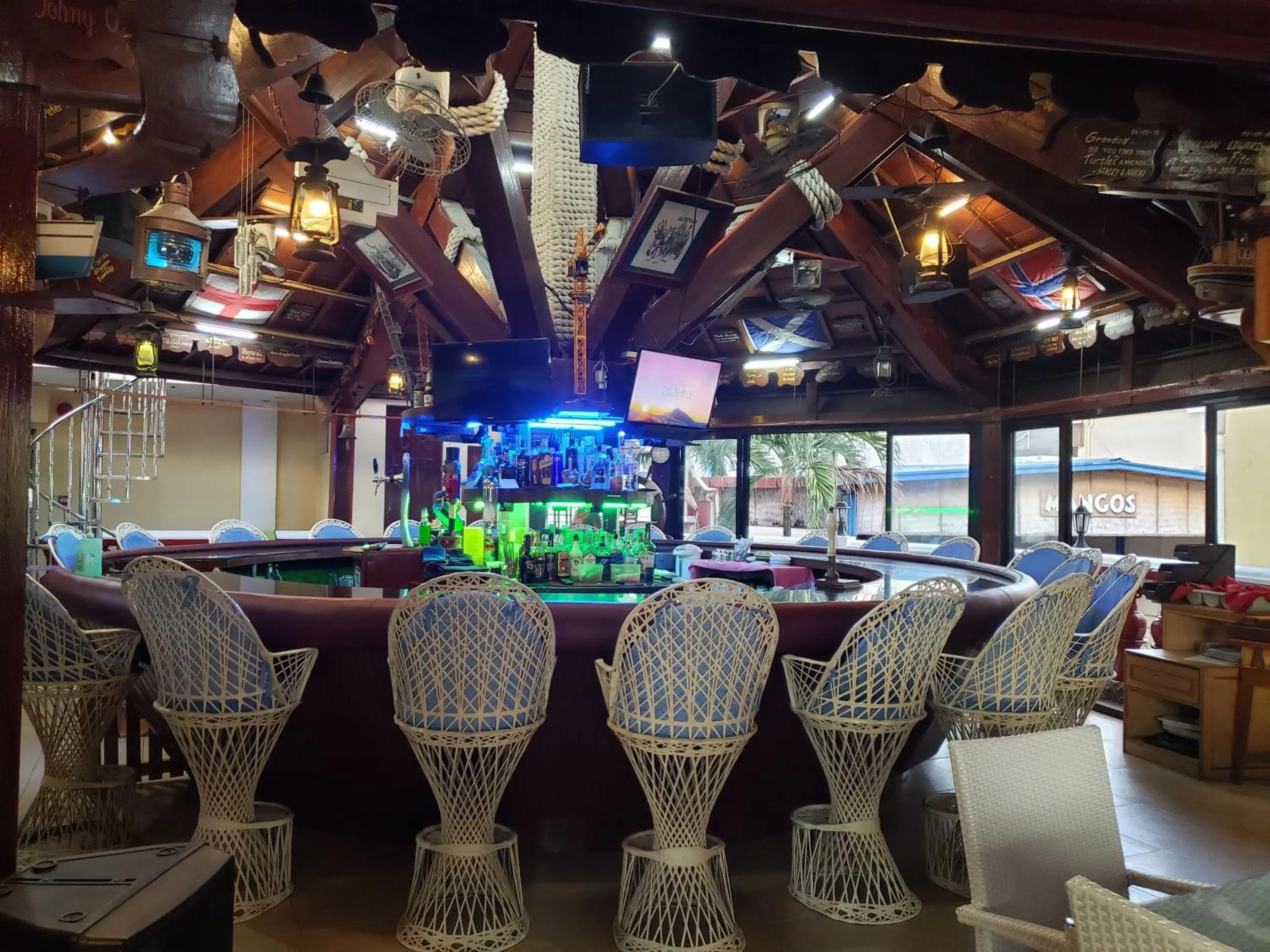 PALM TREE RESORT AND RESTAURANT