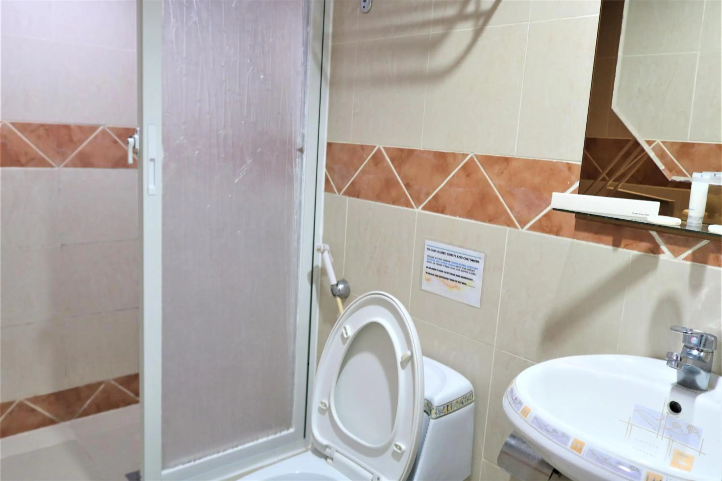 PALM TREE RESORT AND RESTAURANT