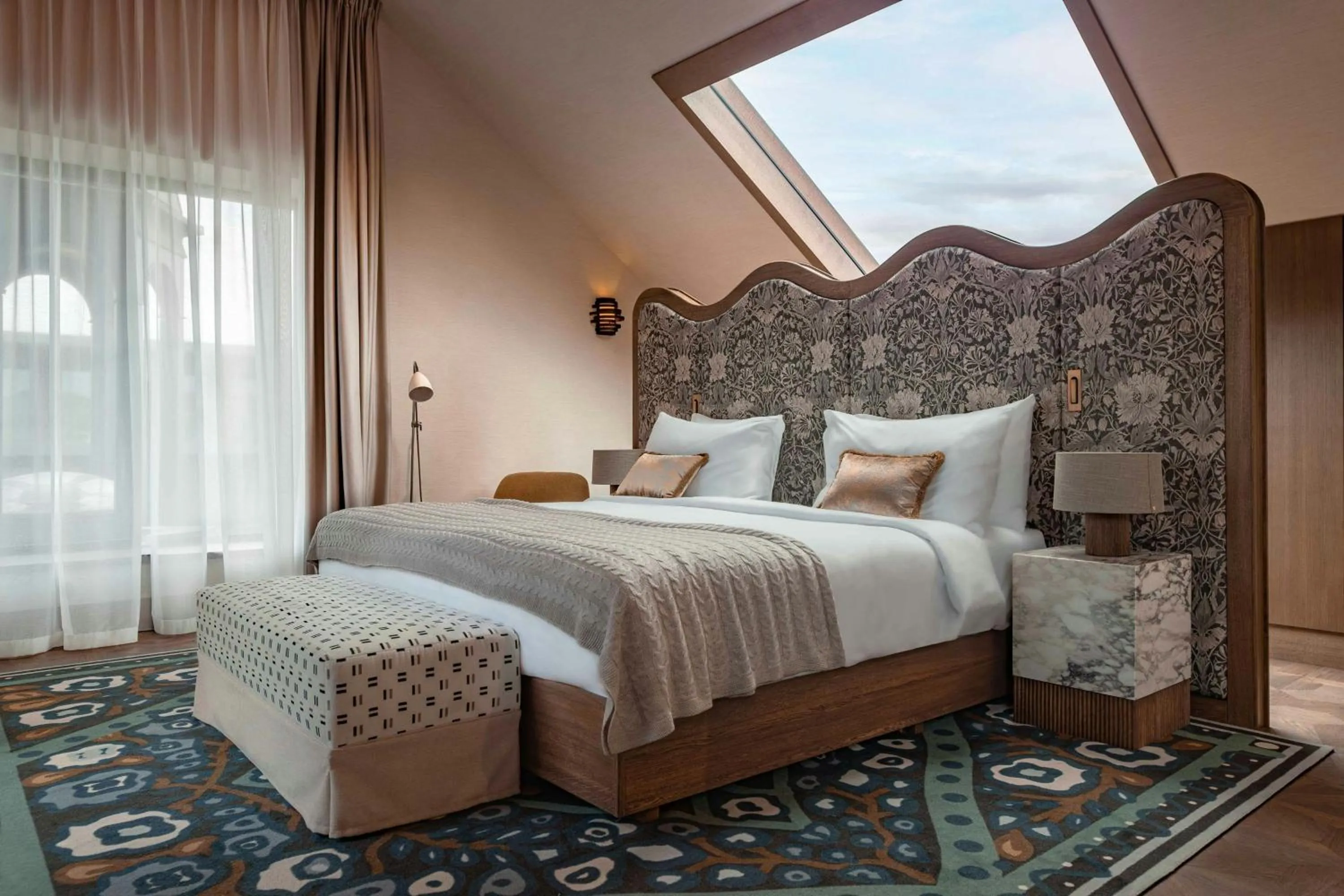 Photo of the whole room, Bed in Stradom House, Autograph Collection